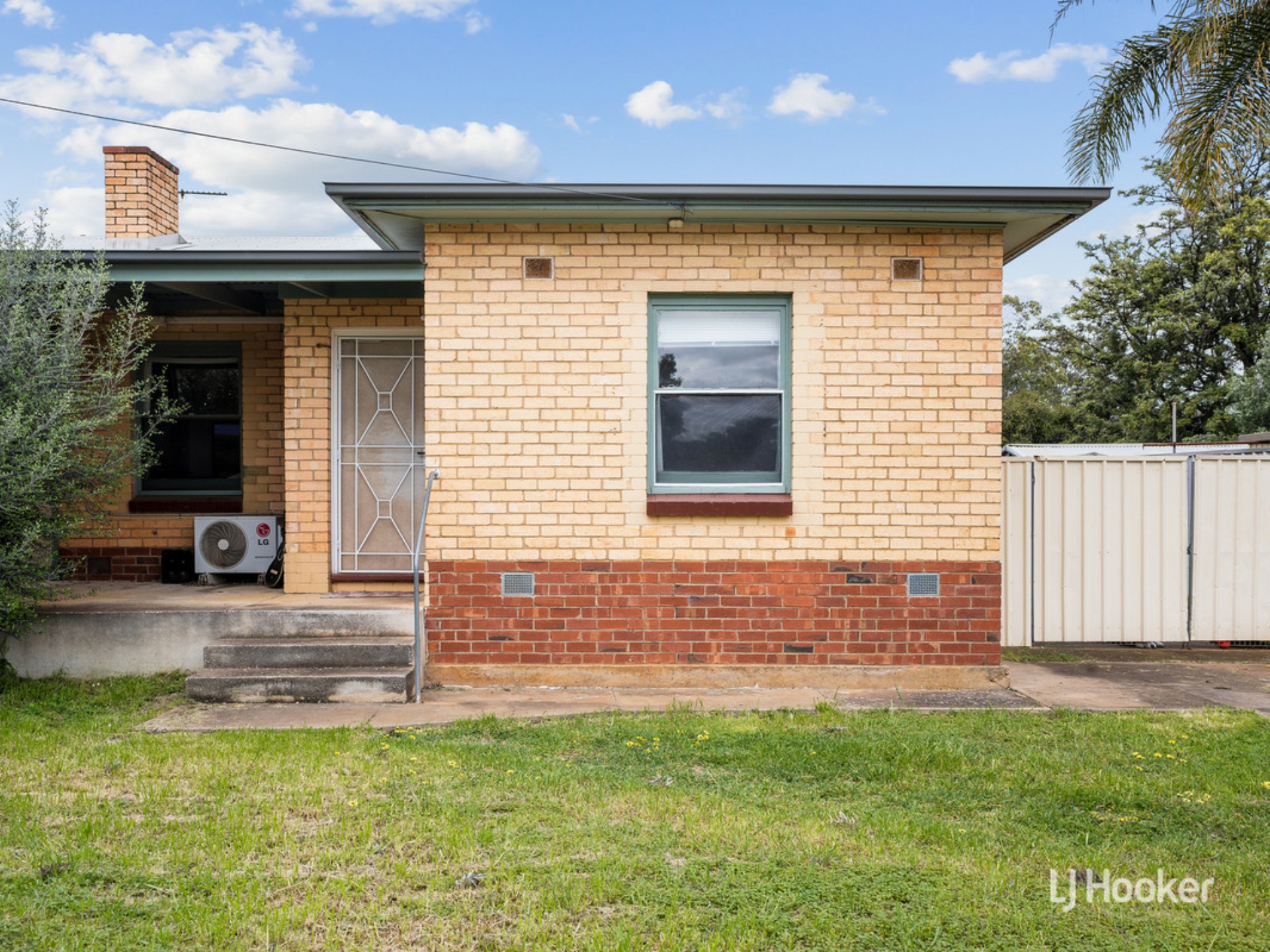 4 Magor Street Elizabeth Park SA