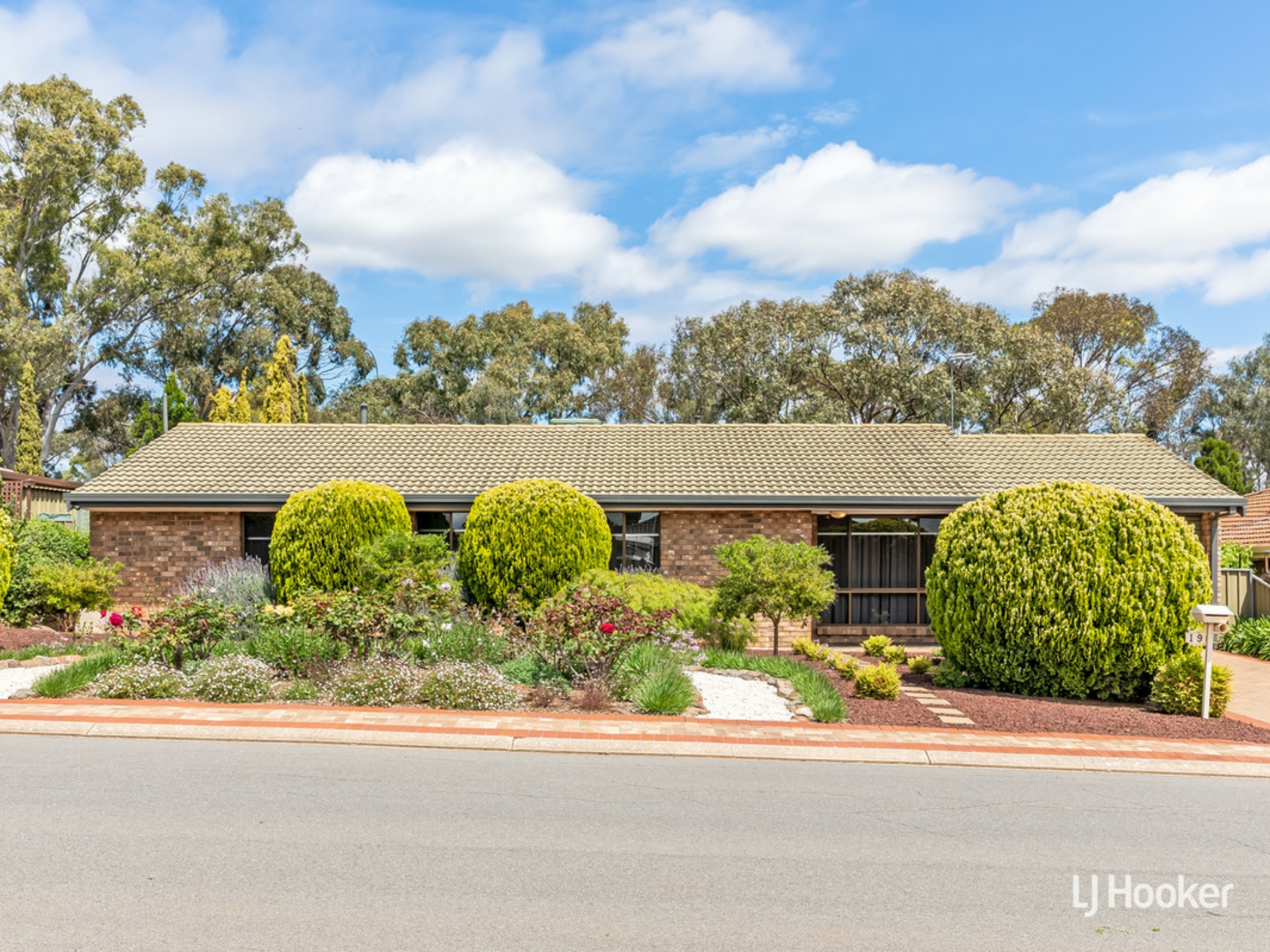 19 Wanbi Court Craigmore SA
