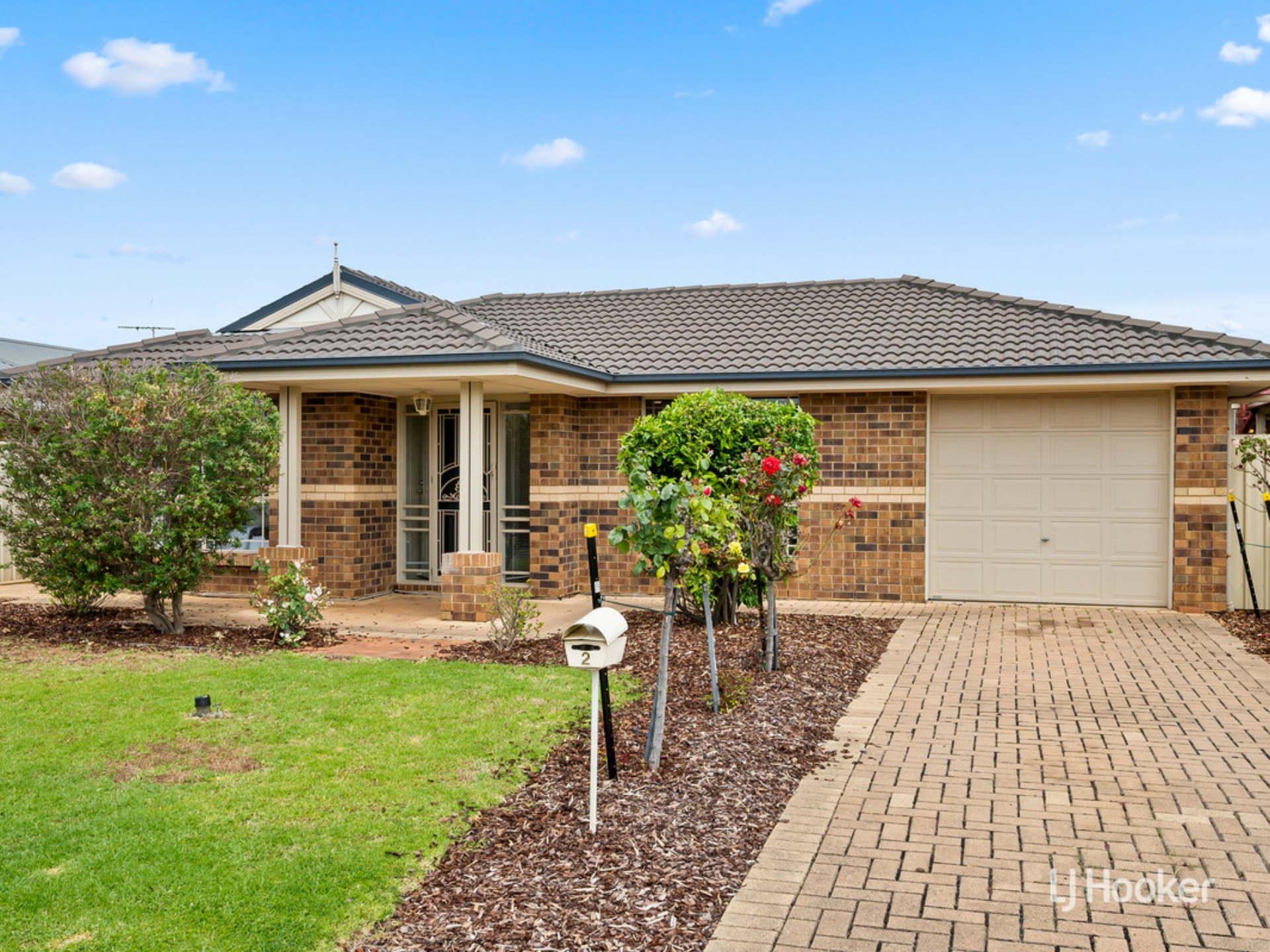 2 Maria Court Munno Para West SA