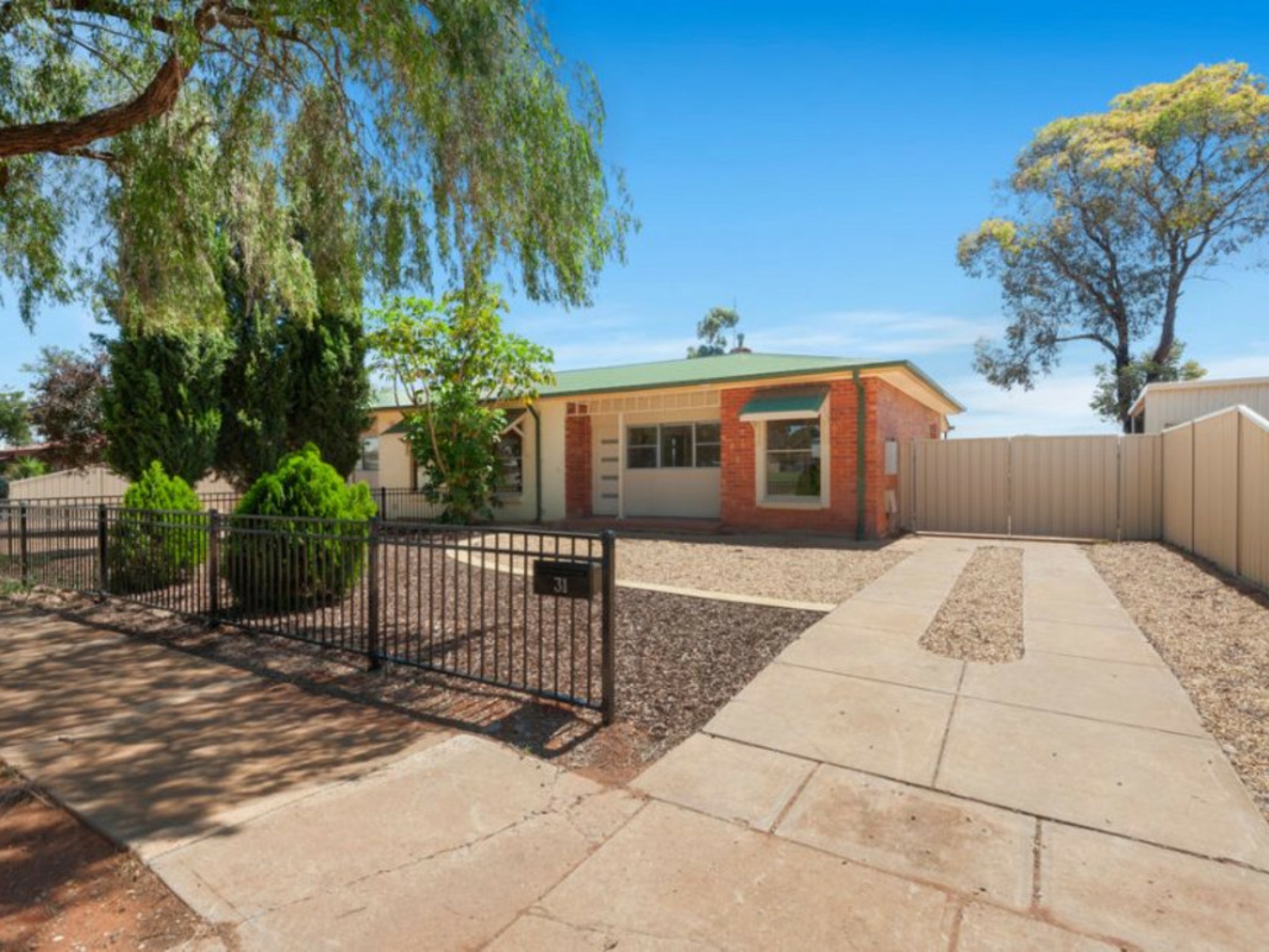 31 Easton Road, DAVOREN PARK