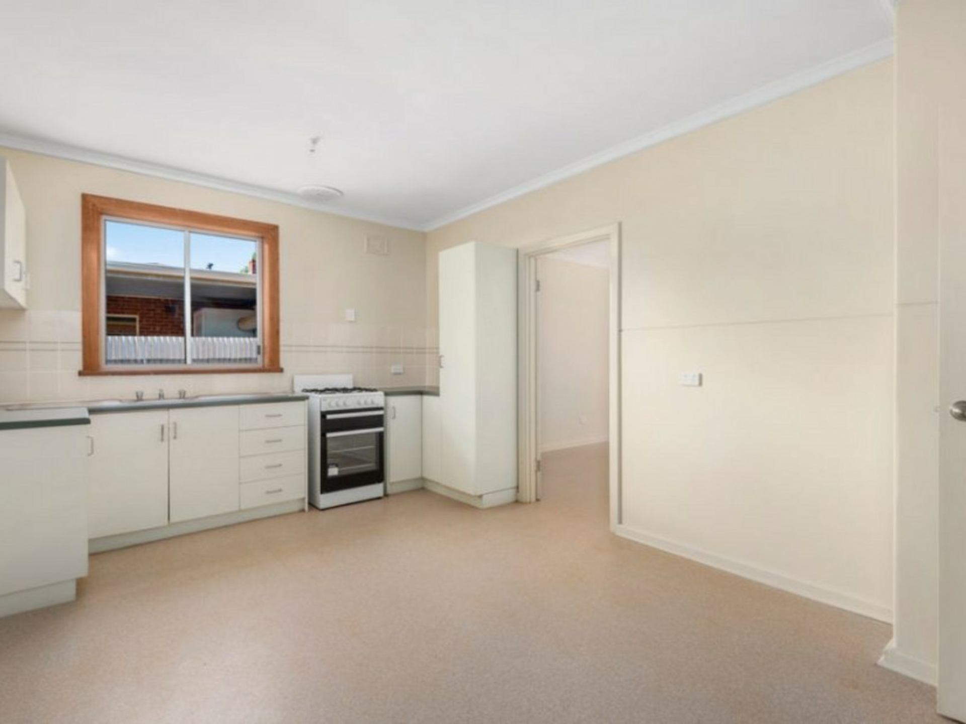 31 Easton Road, DAVOREN PARK