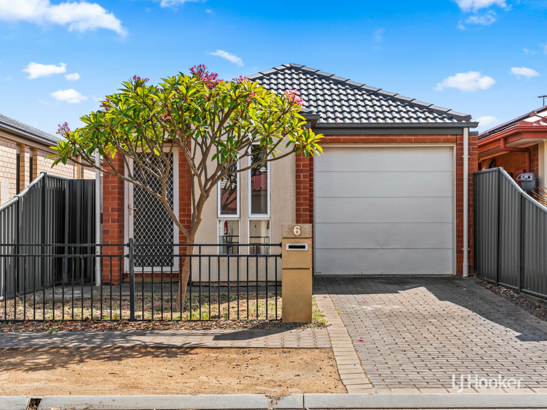 6 Minindee Avenue, Andrews Farm