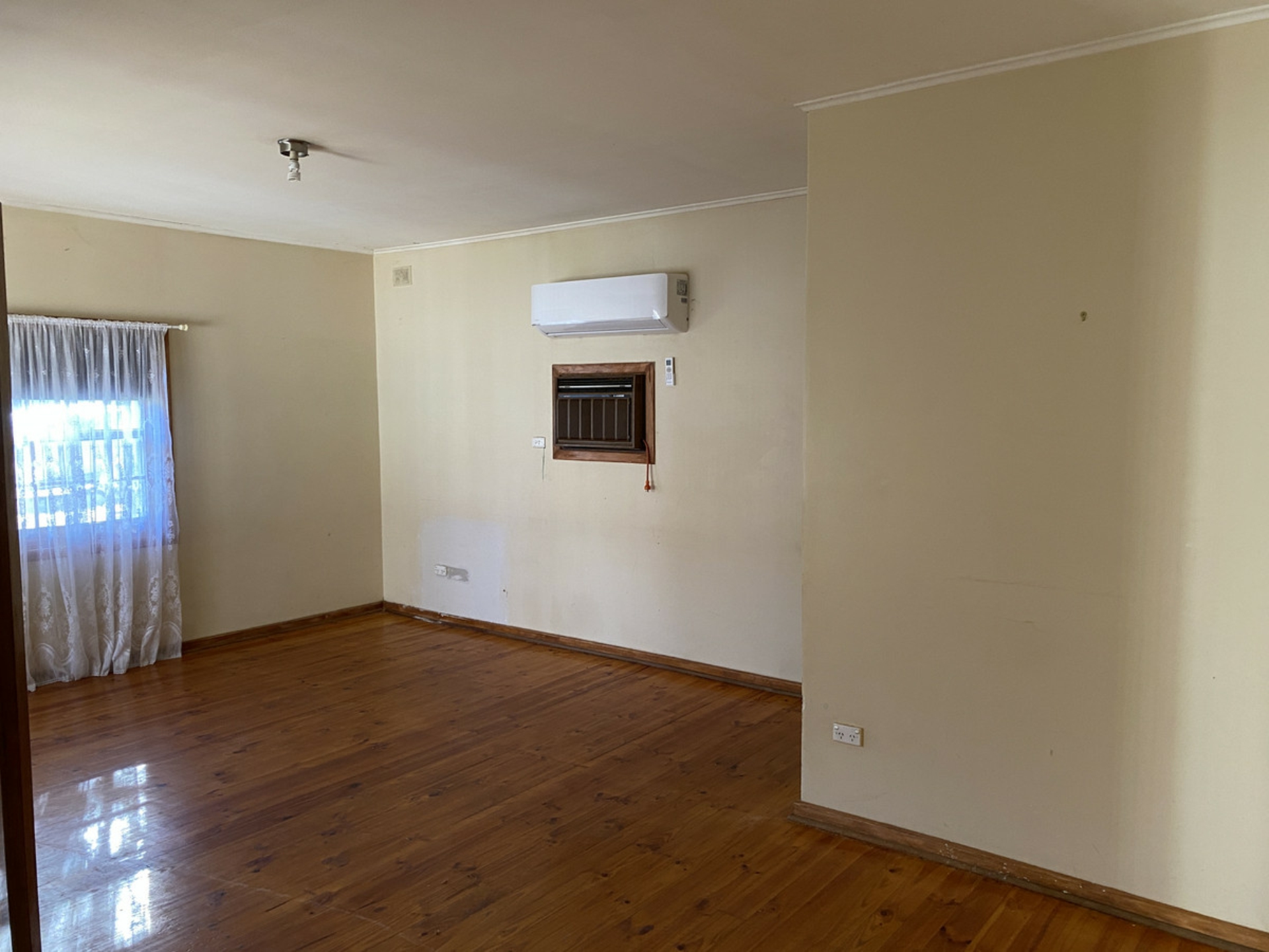 18 Mosterton Road, ELIZABETH PARK