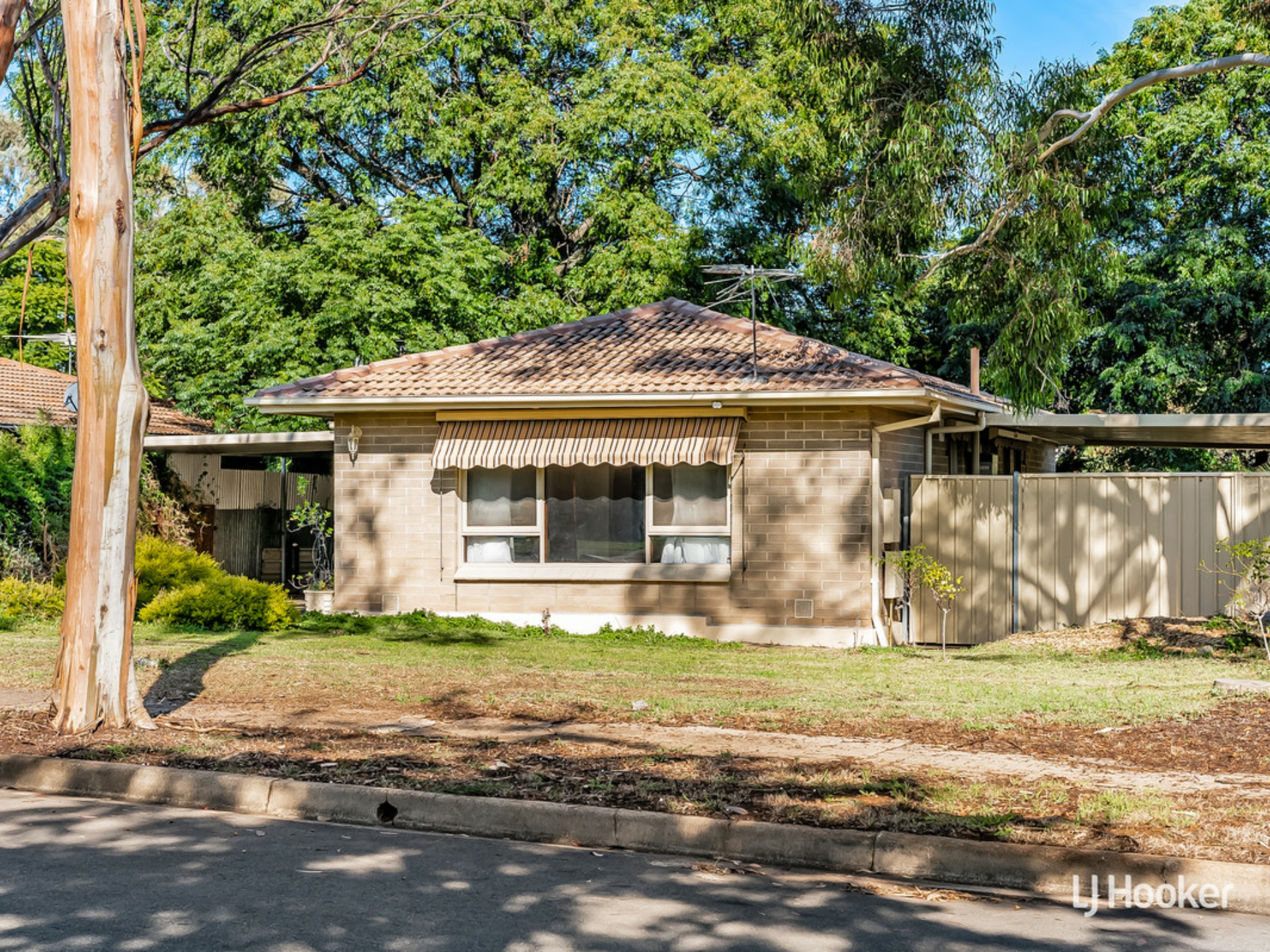 16 Cavenagh Street Elizabeth Downs SA