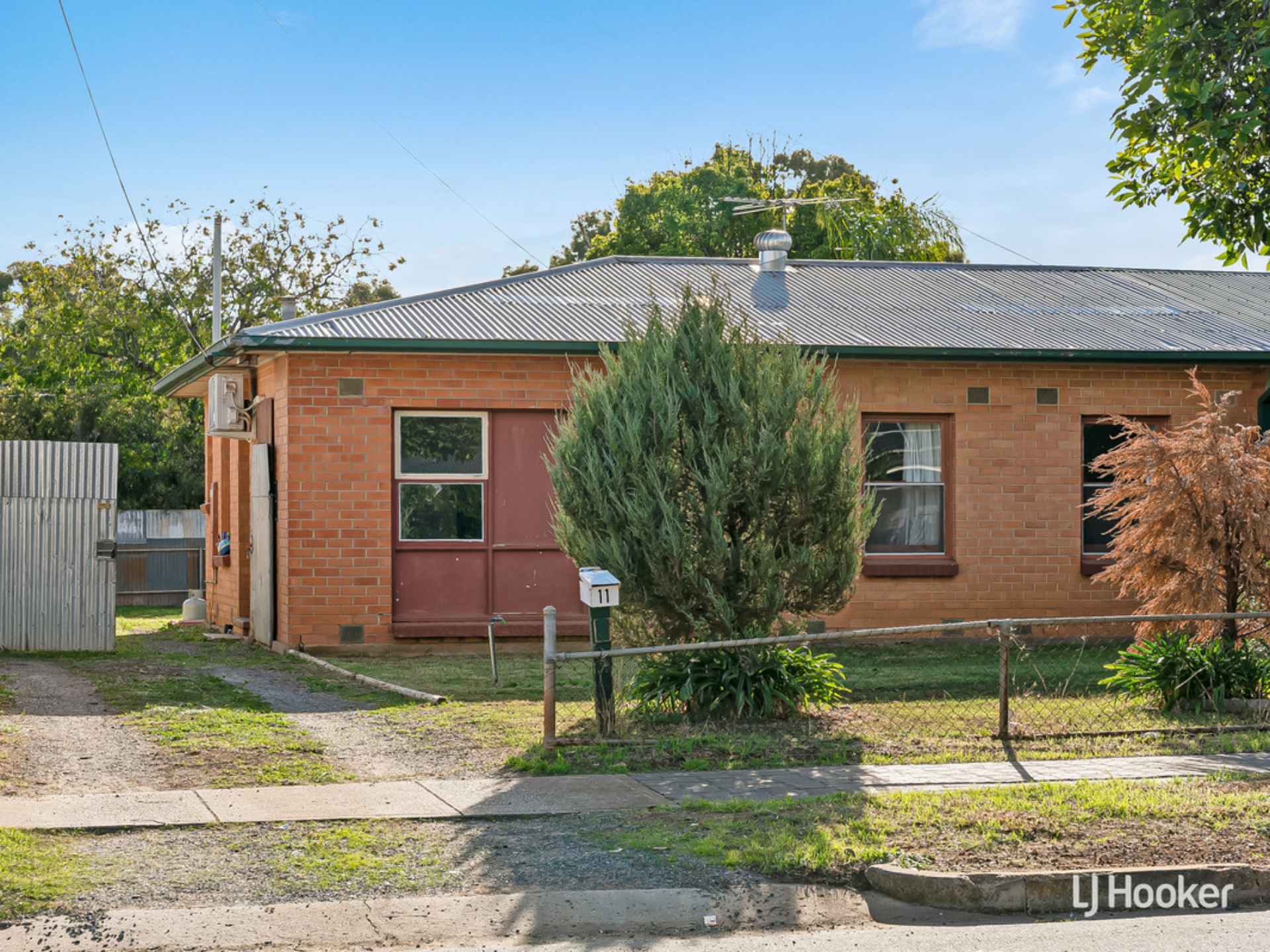 11 Cockshell Street Davoren Park SA