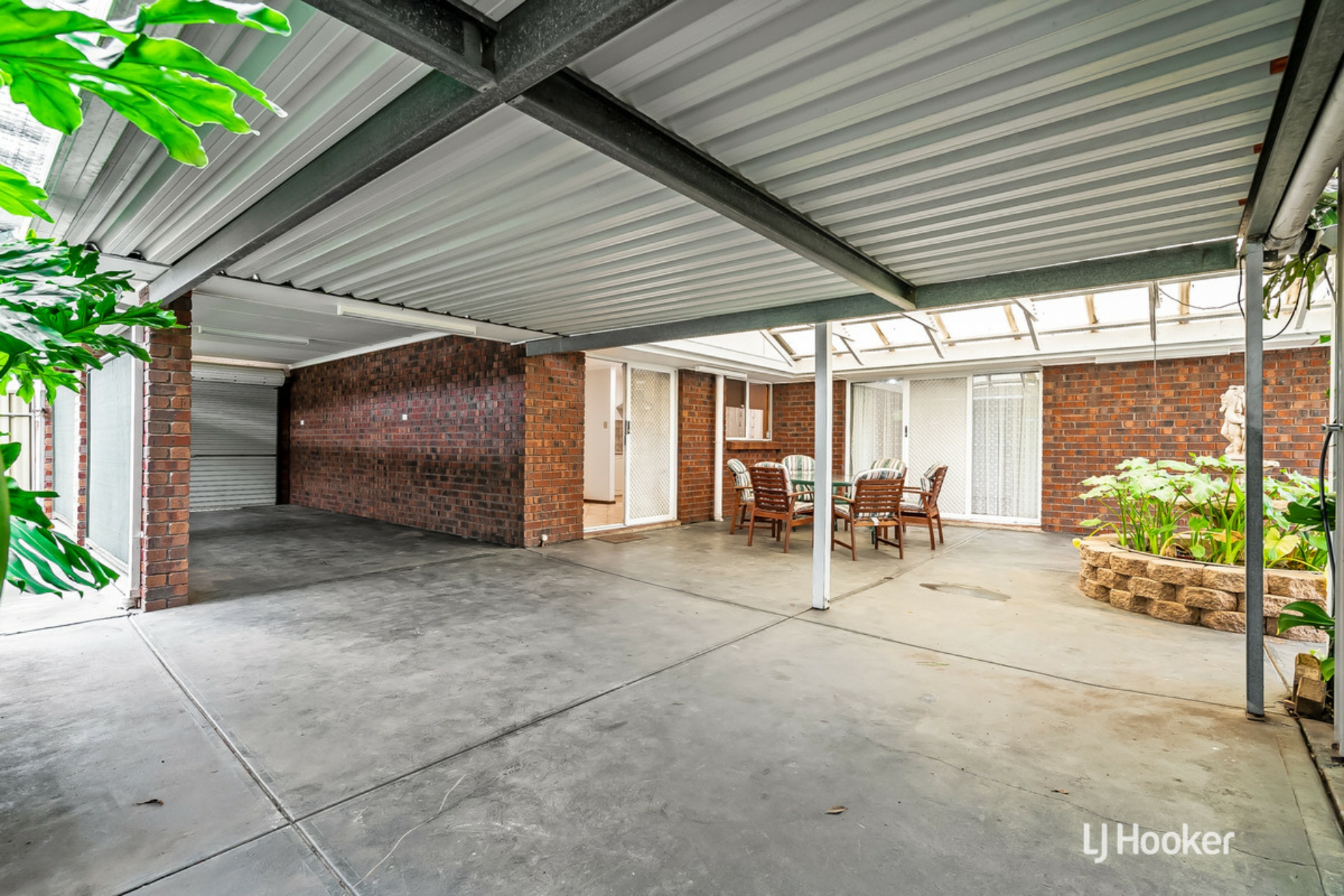 8 Grosvenor Place, PARALOWIE