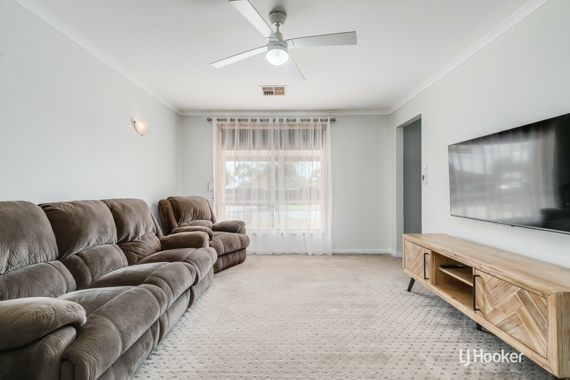 27 California Avenue Craigmore SA