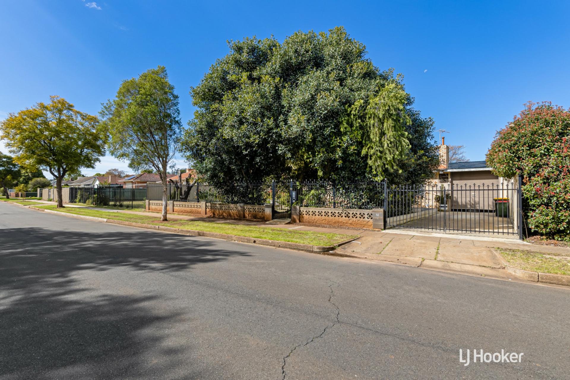 52 & 54 Peterswool Road, ELIZABETH PARK