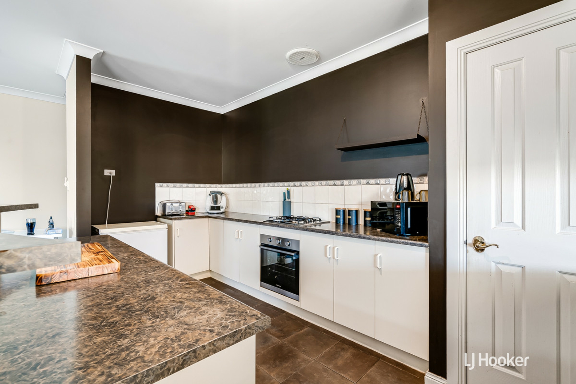 2 Ponderosa Road, MUNNO PARA WEST