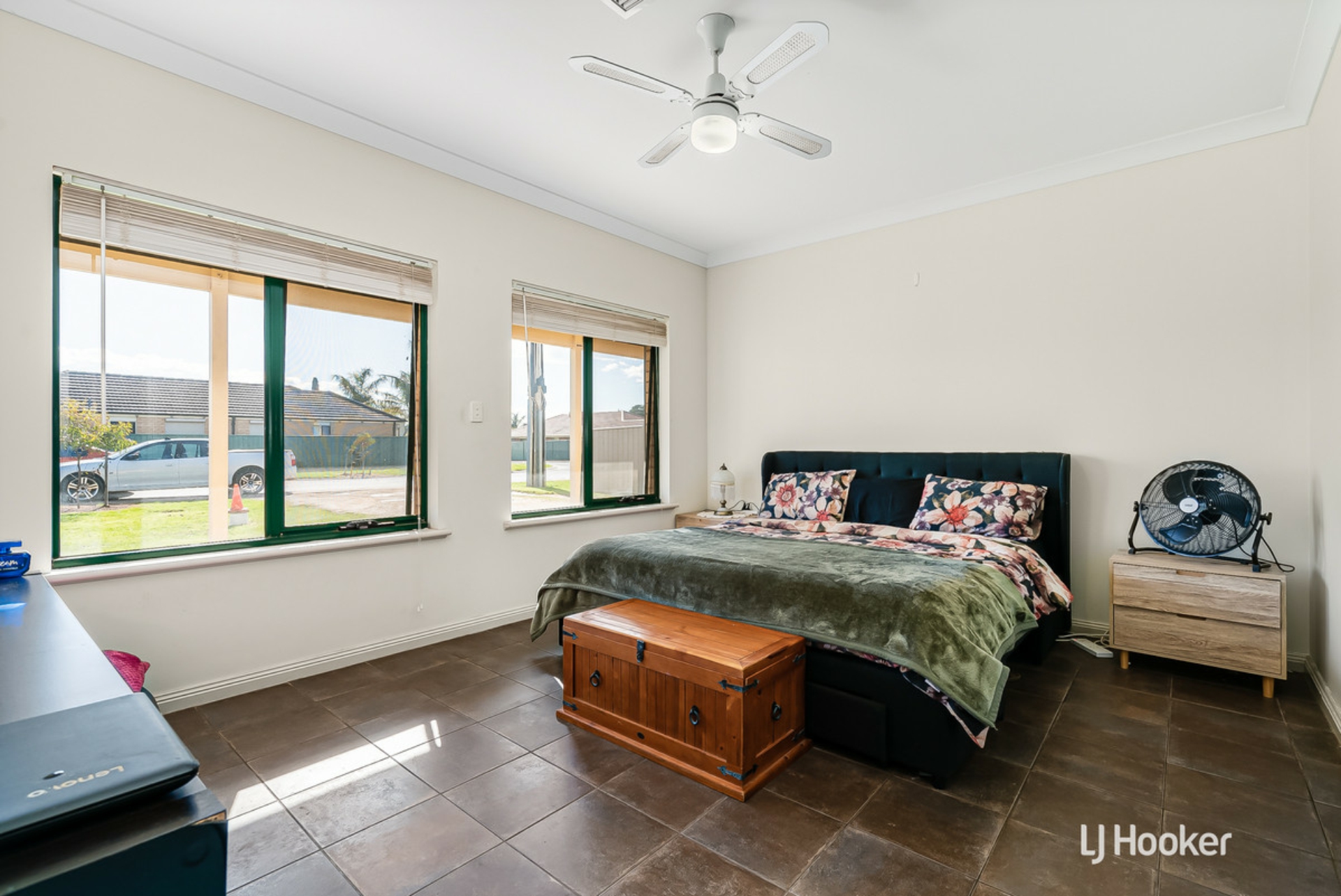 2 Ponderosa Road, MUNNO PARA WEST