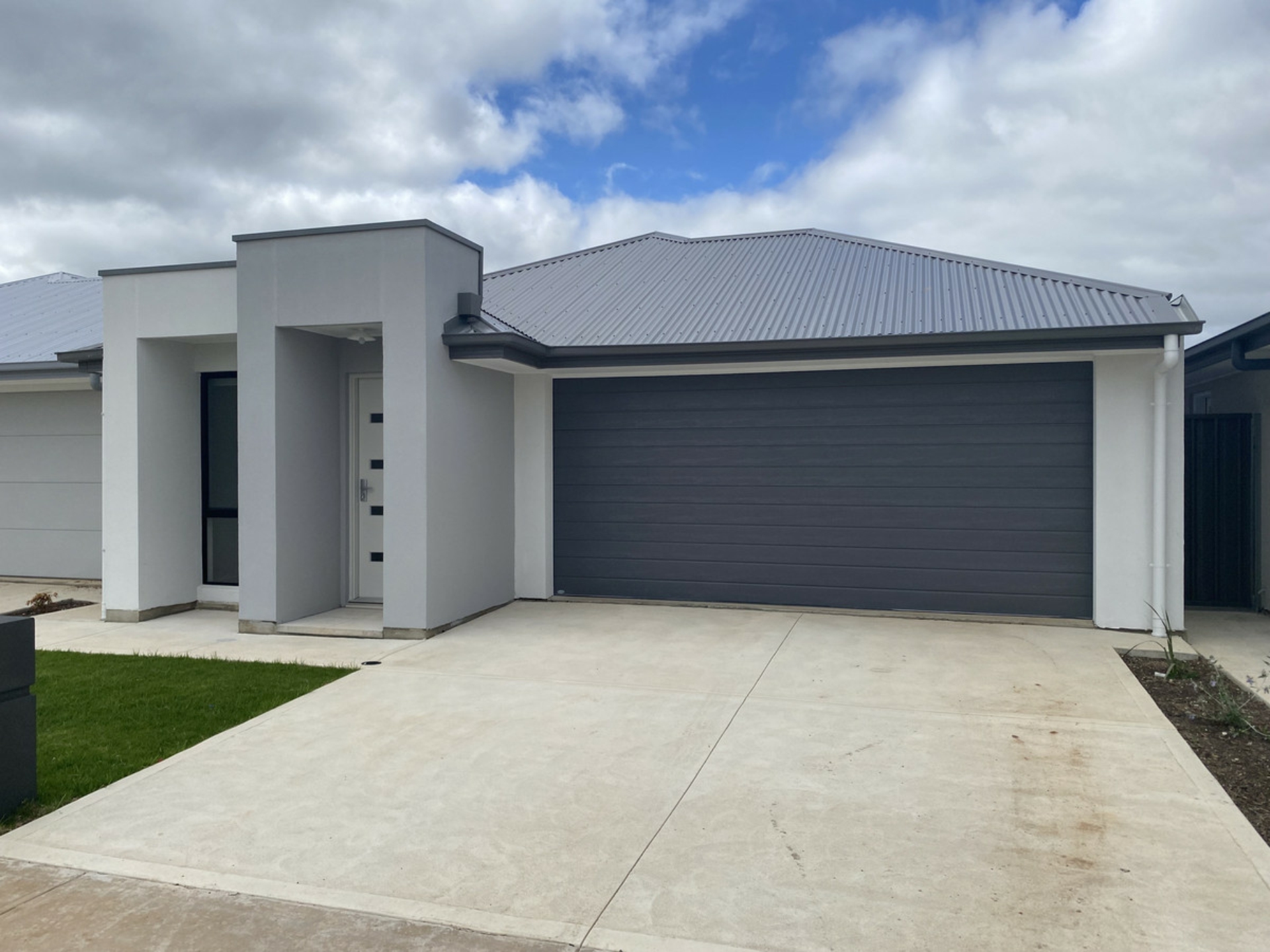 10 Donato Street, MUNNO PARA DOWNS