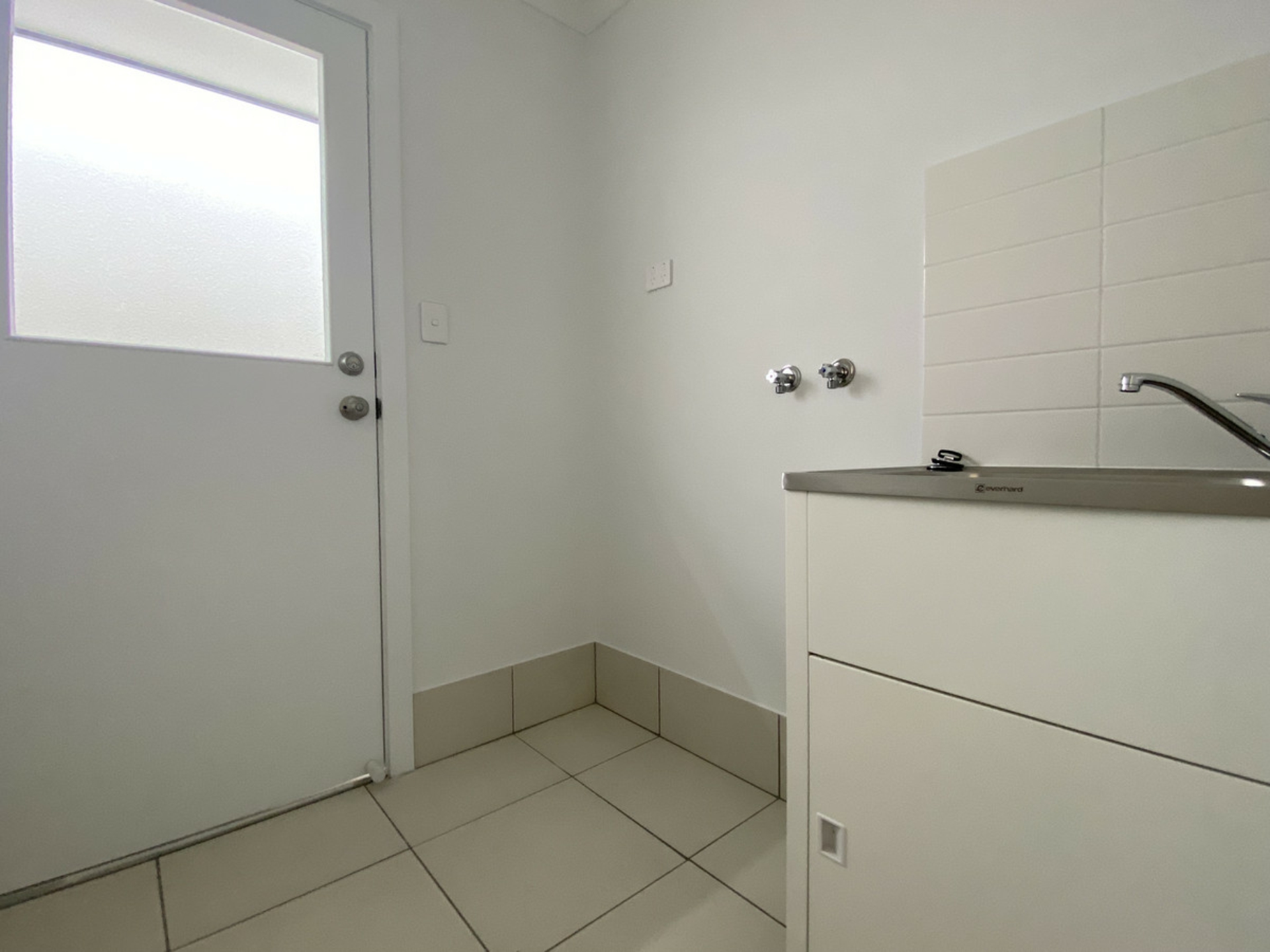 10 Donato Street, MUNNO PARA DOWNS