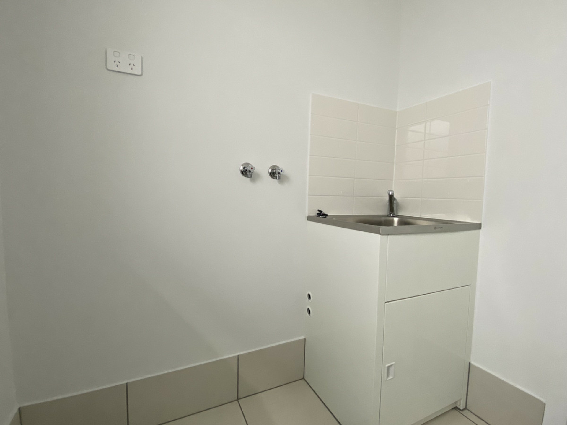 10 Donato Street, MUNNO PARA DOWNS
