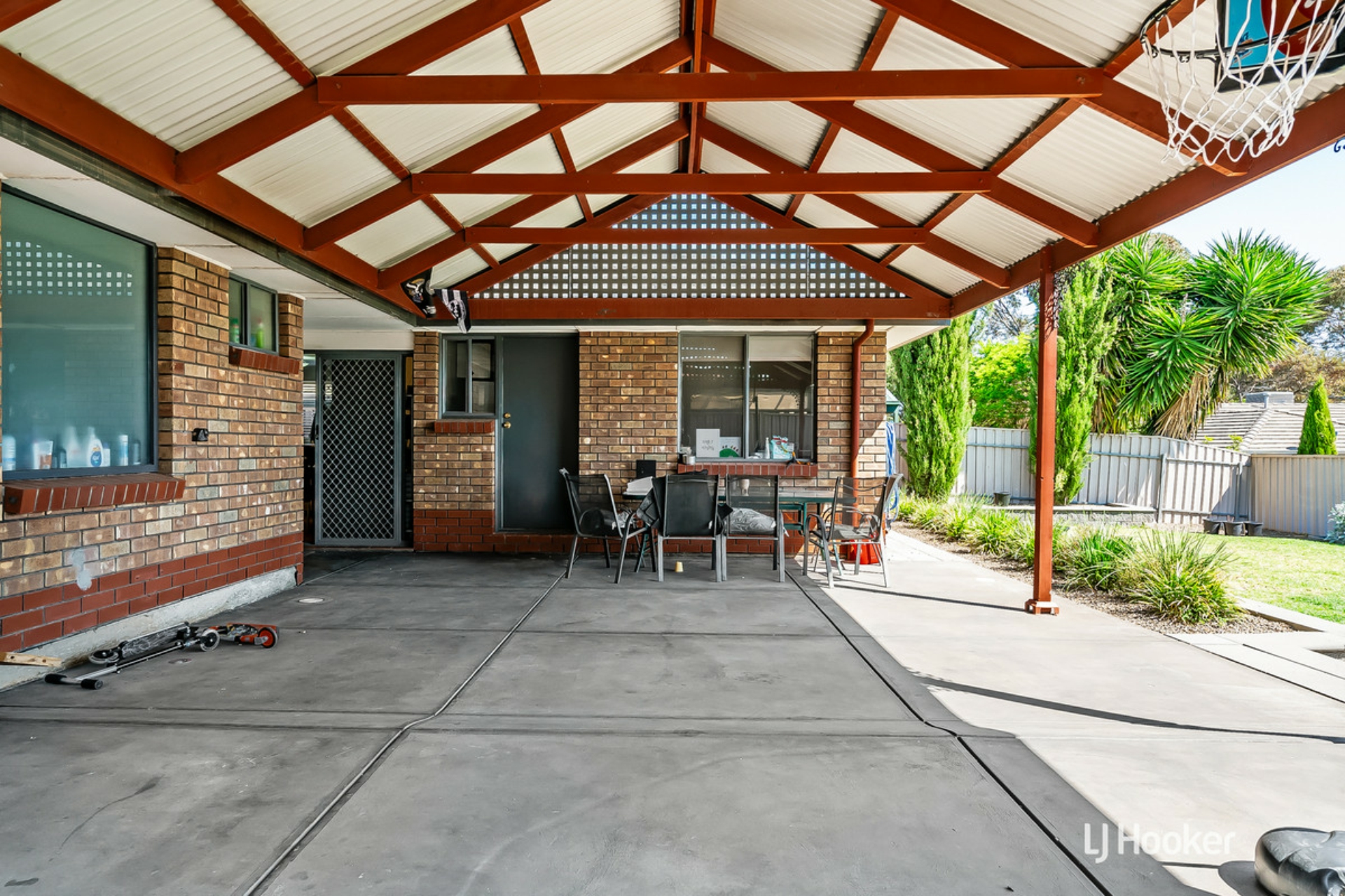 4 Sedgemoor Road, CRAIGMORE