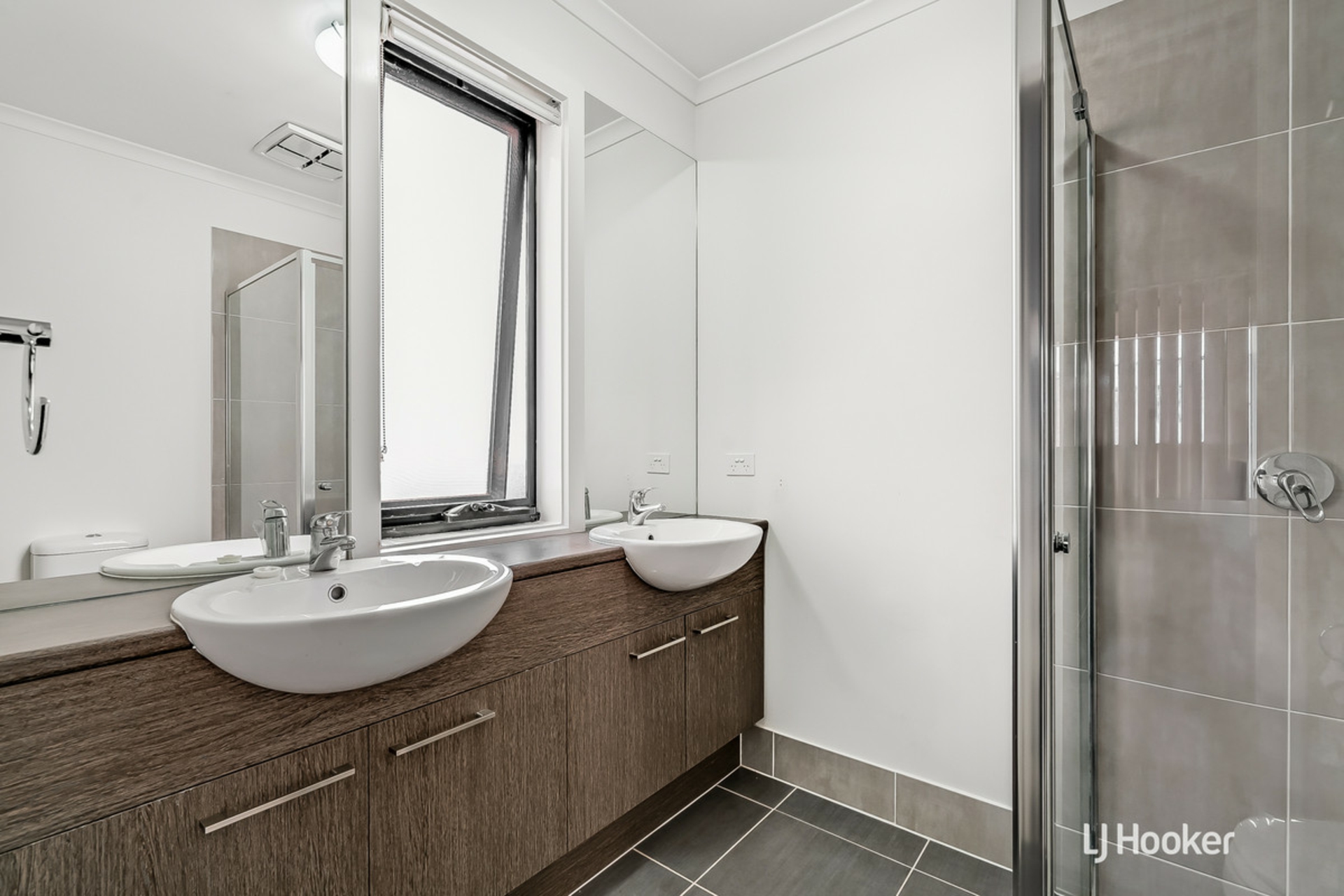 33 Finnis Street, BLAKEVIEW