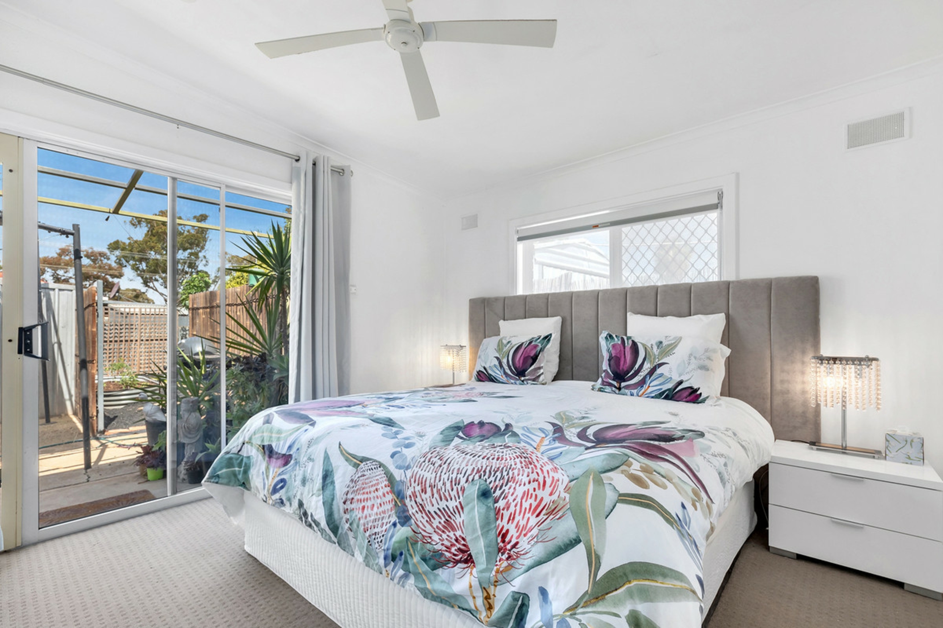 16 Saint Road, SMITHFIELD PLAINS