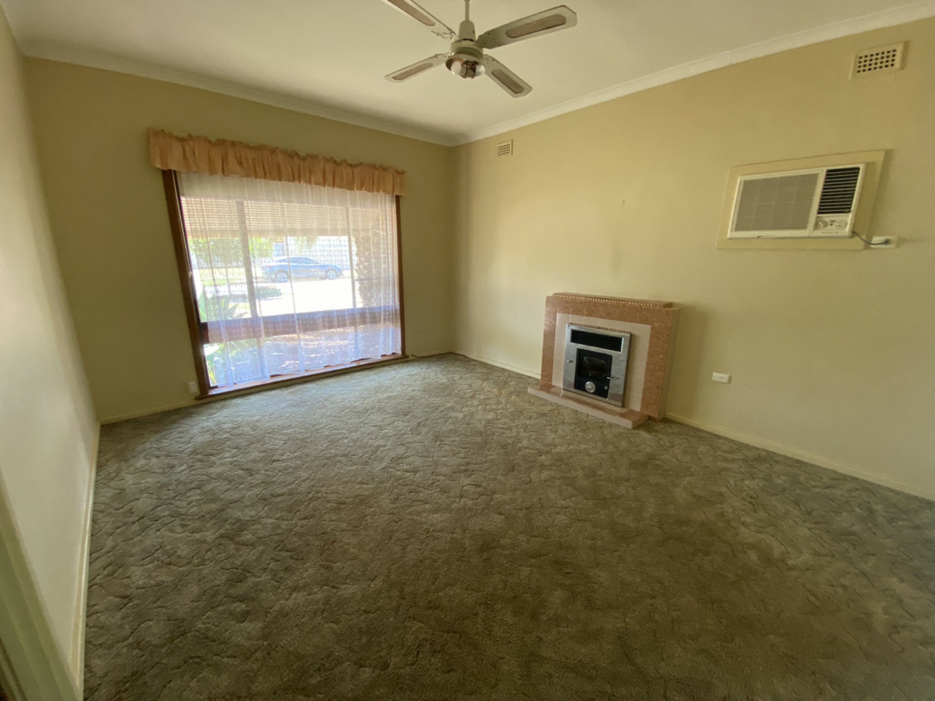 12 Hawk Street, ELIZABETH PARK