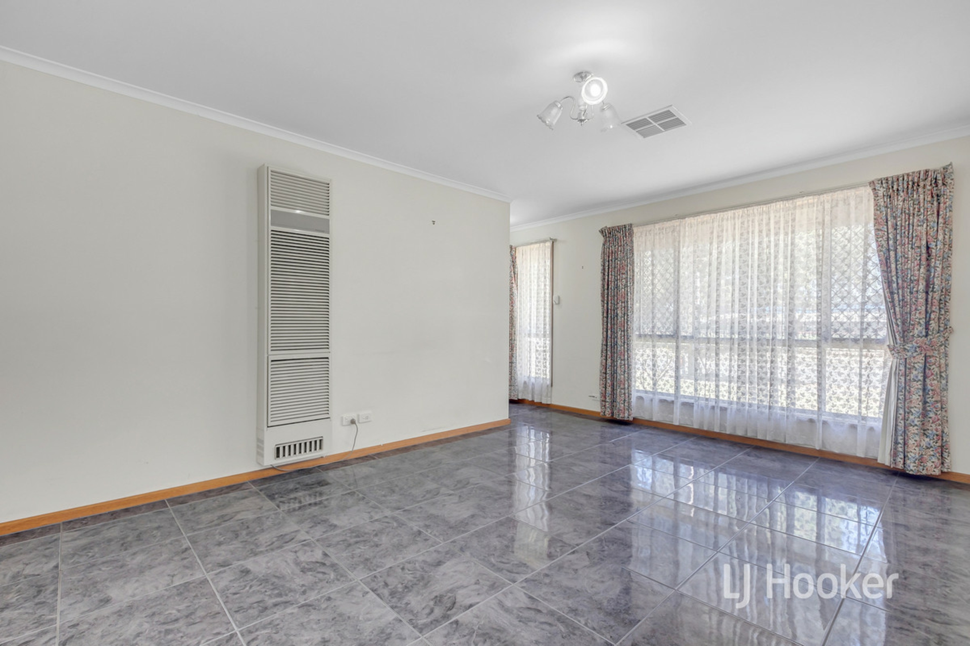 2/27 Carey Street Salisbury SA Property Details LJ Hooker