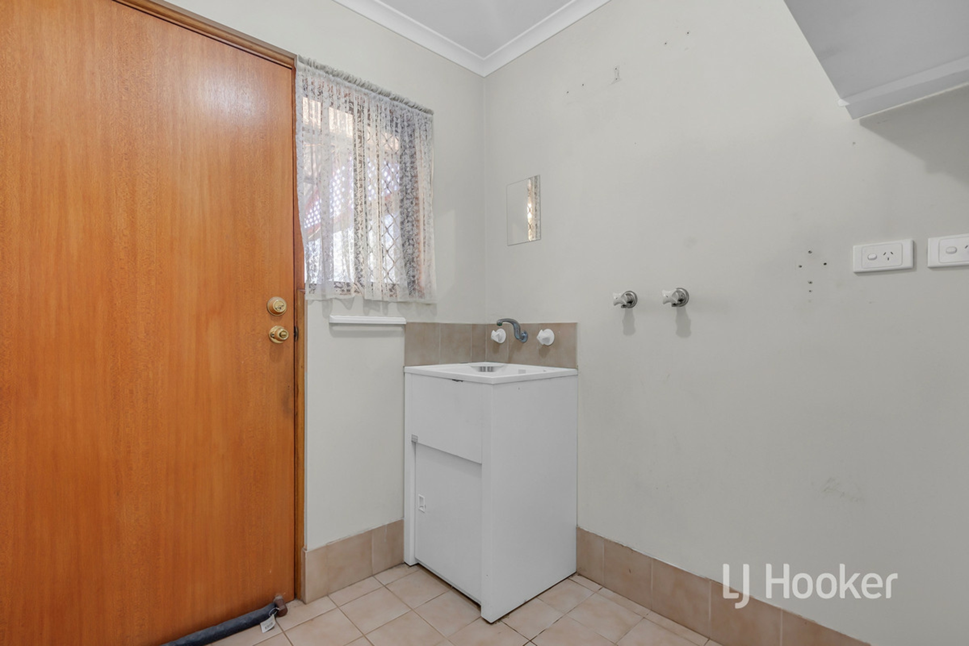2/27 Carey Street Salisbury SA Property Details LJ Hooker