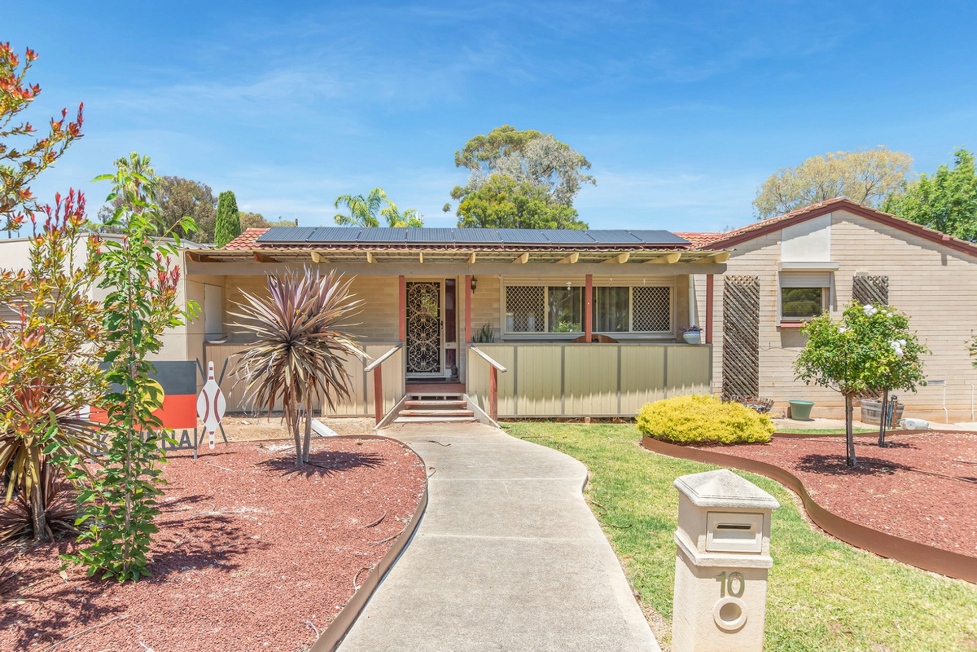 10 Cardnell Crescent, Elizabeth East