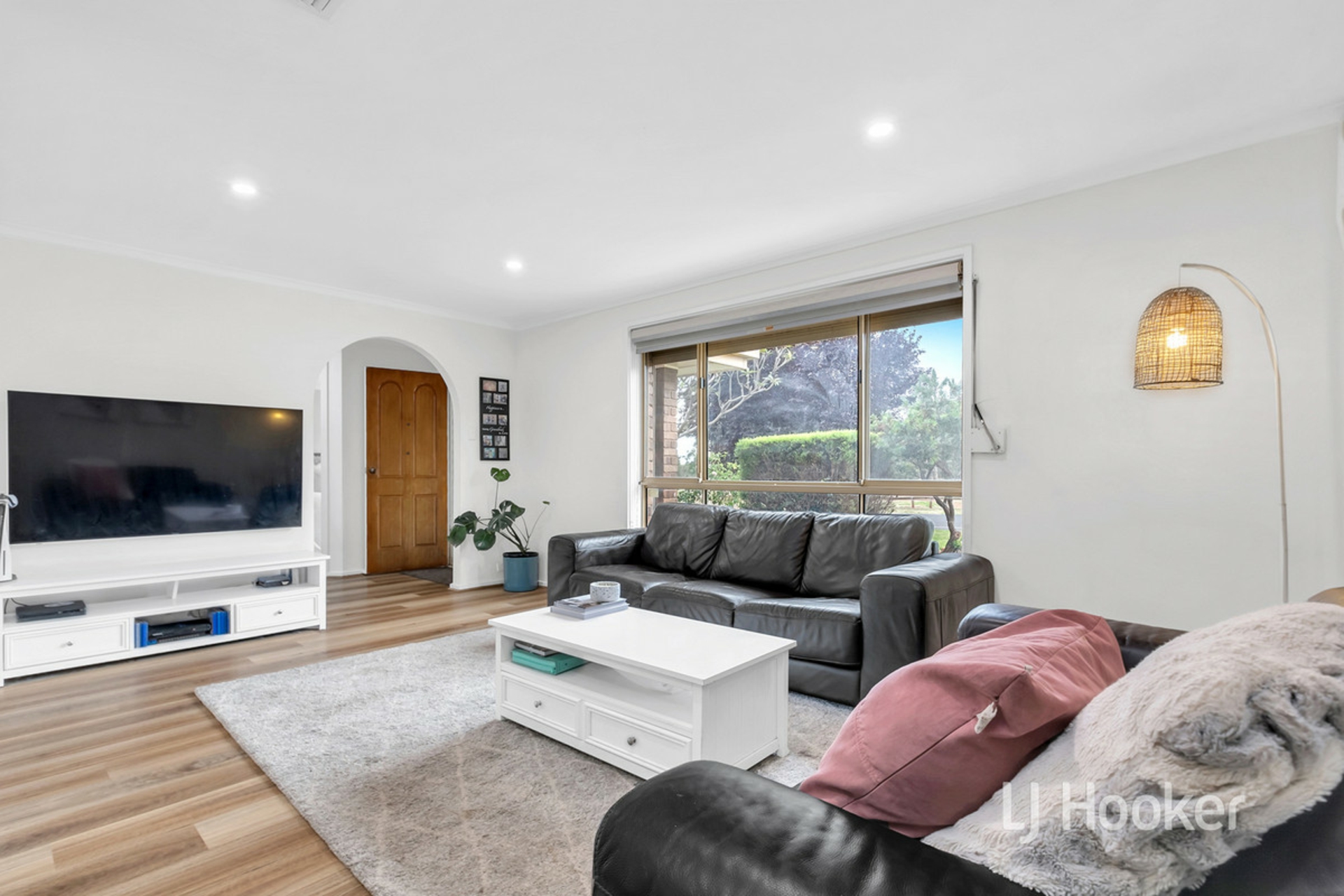 8 Uley Road, CRAIGMORE