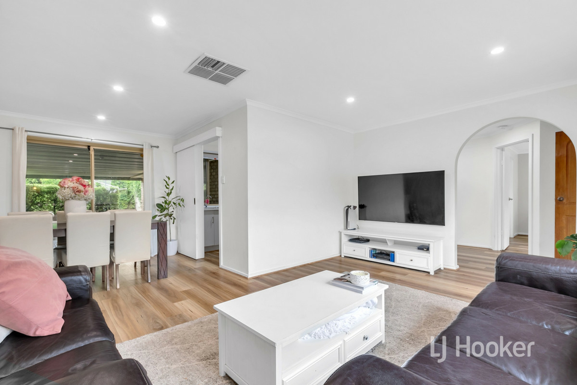 8 Uley Road, CRAIGMORE