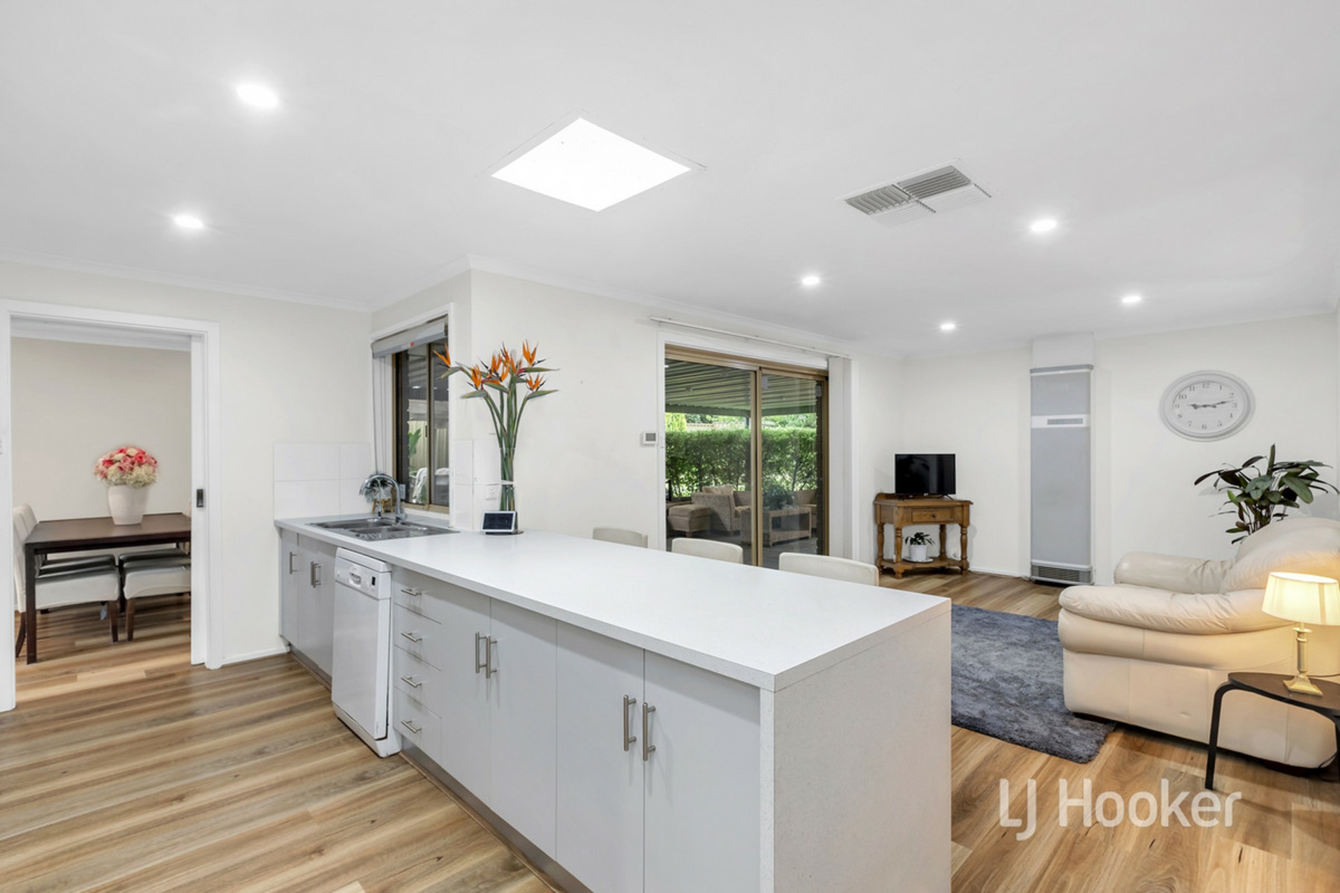 8 Uley Road, CRAIGMORE
