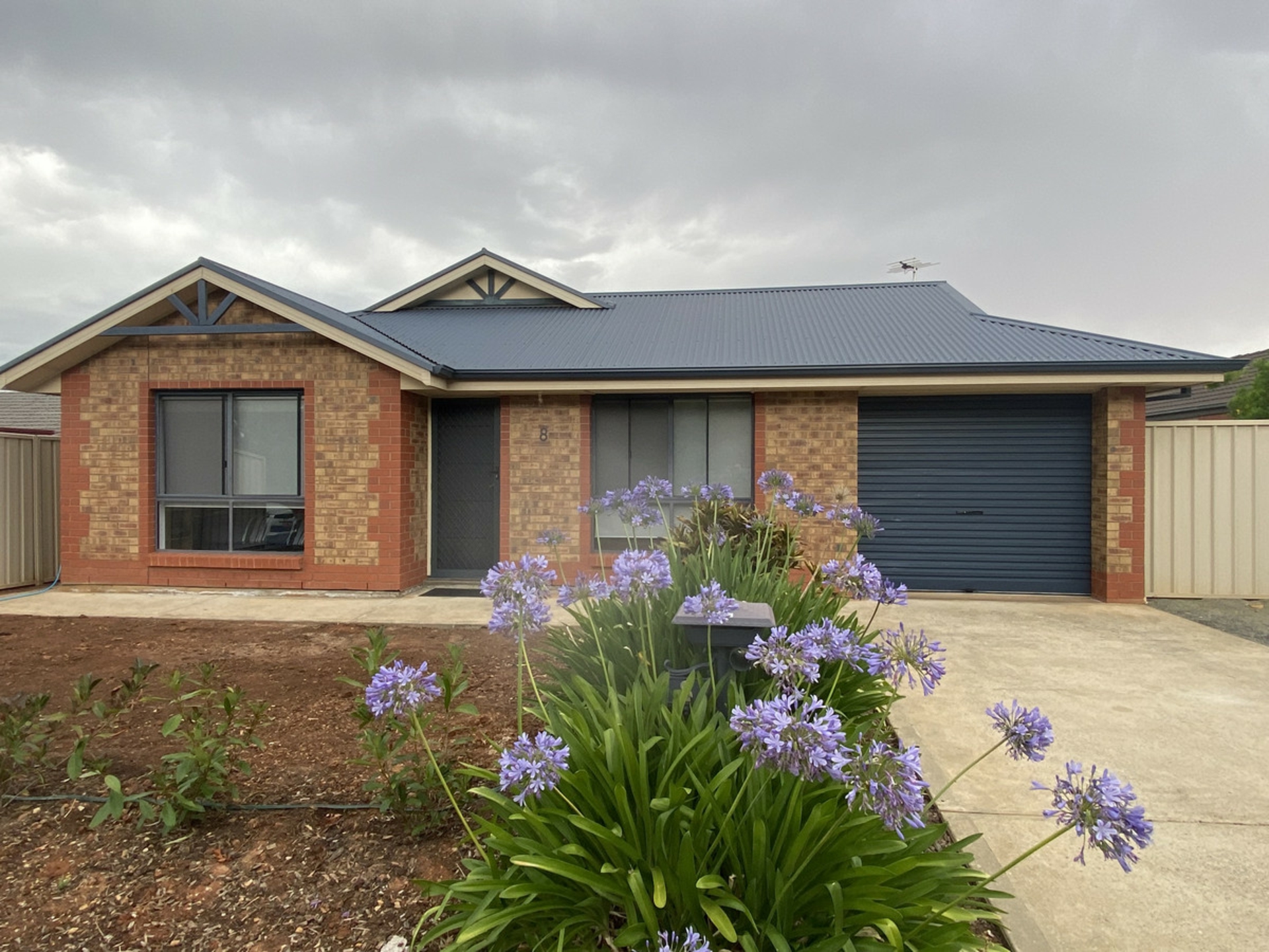 8 William Drive, DAVOREN PARK