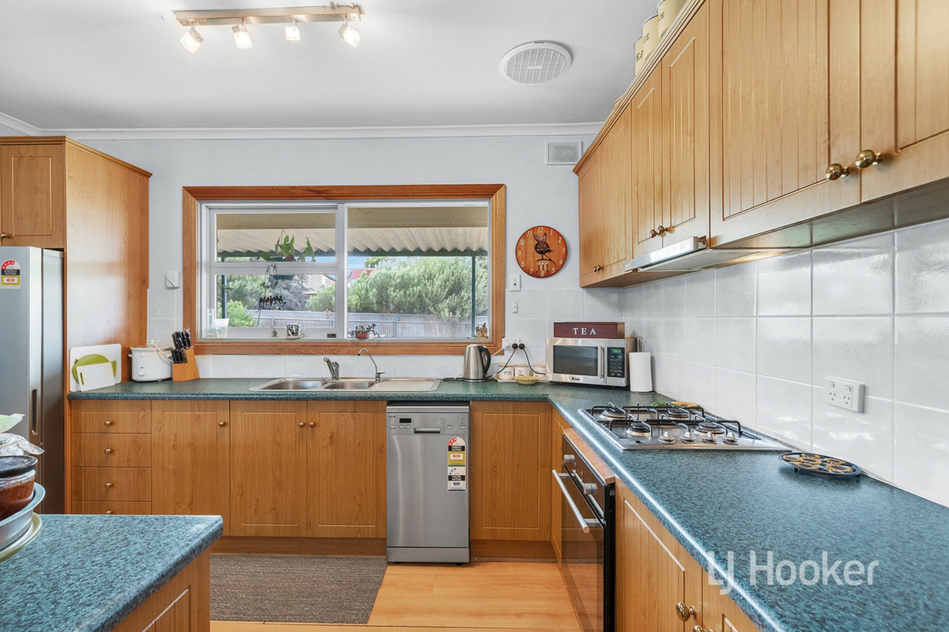 10 Beaminster Road Elizabeth Park SA Property Details LJ Hooker