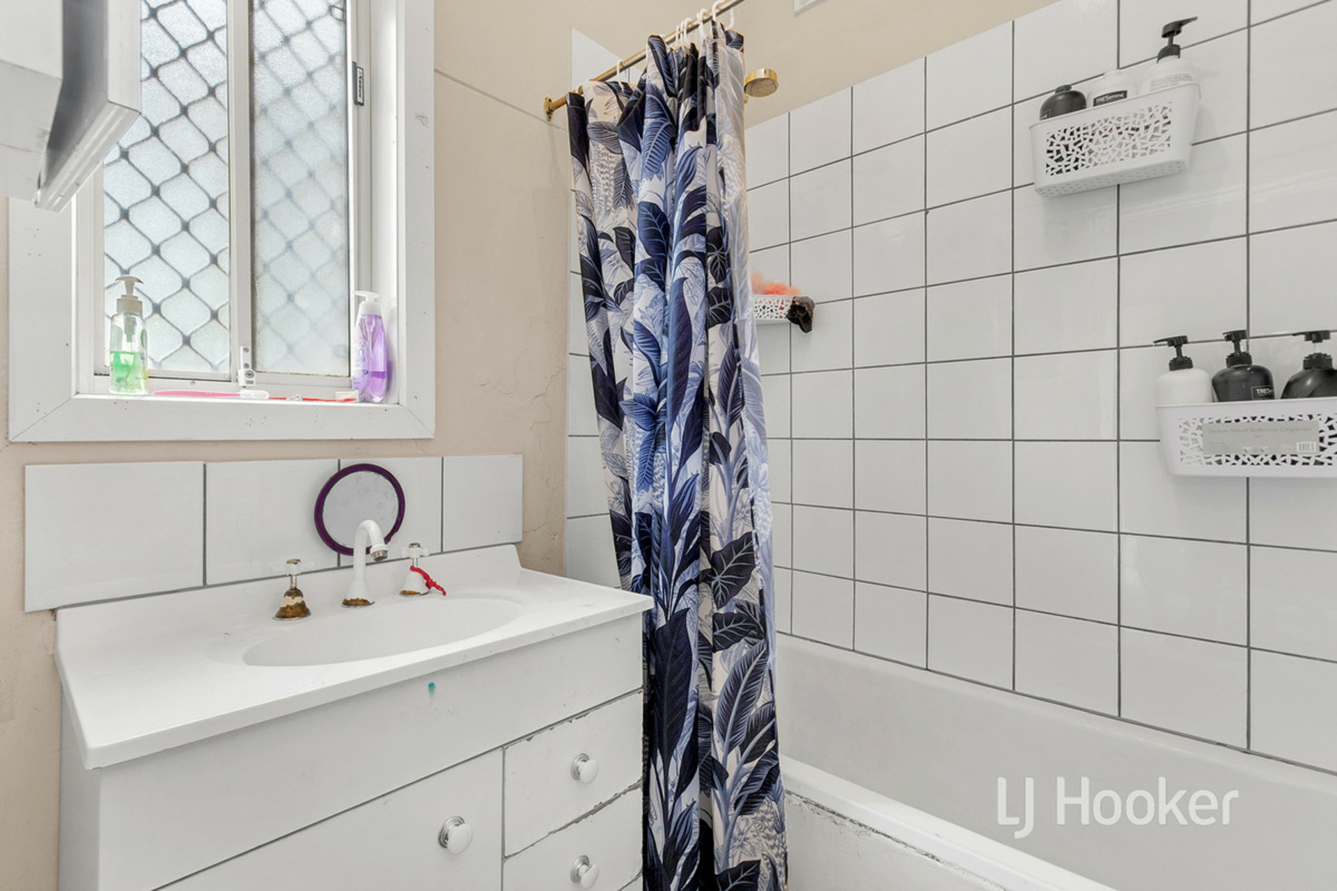 20 Twyford Street Elizabeth Grove SA House for Sale LJ Hooker