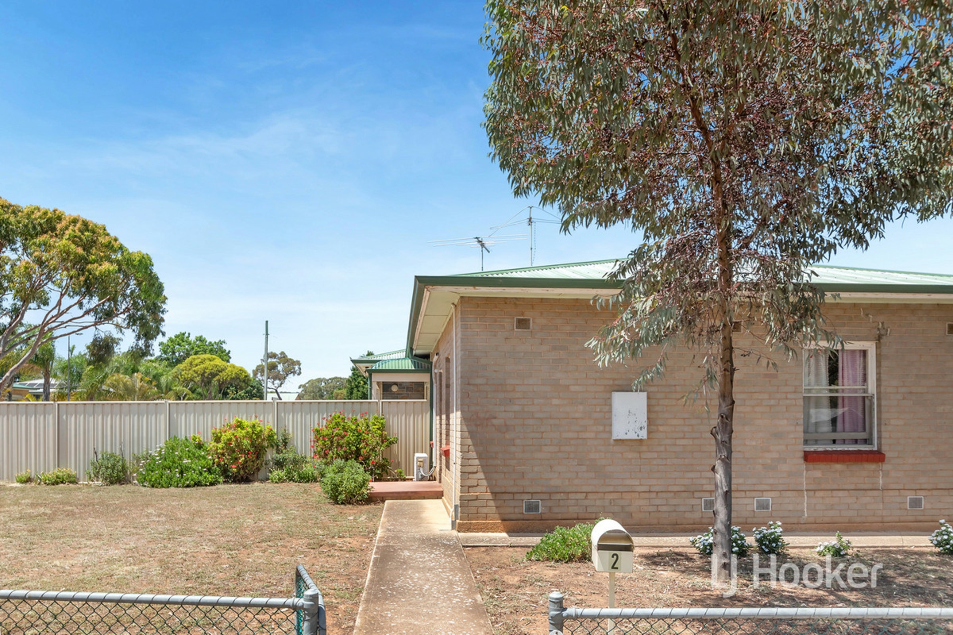 2 Chilmark Street Elizabeth Vale SA House for Sale LJ Hooker