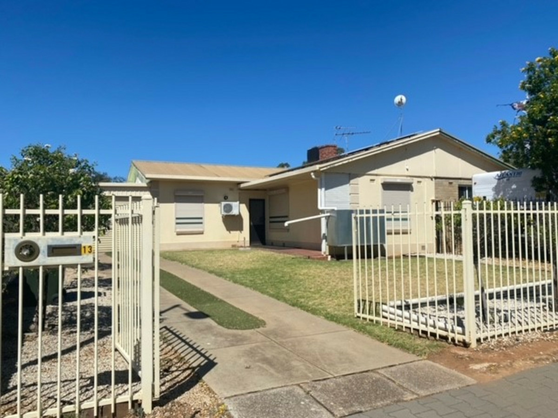 13 Richardson Road, ELIZABETH SOUTH
