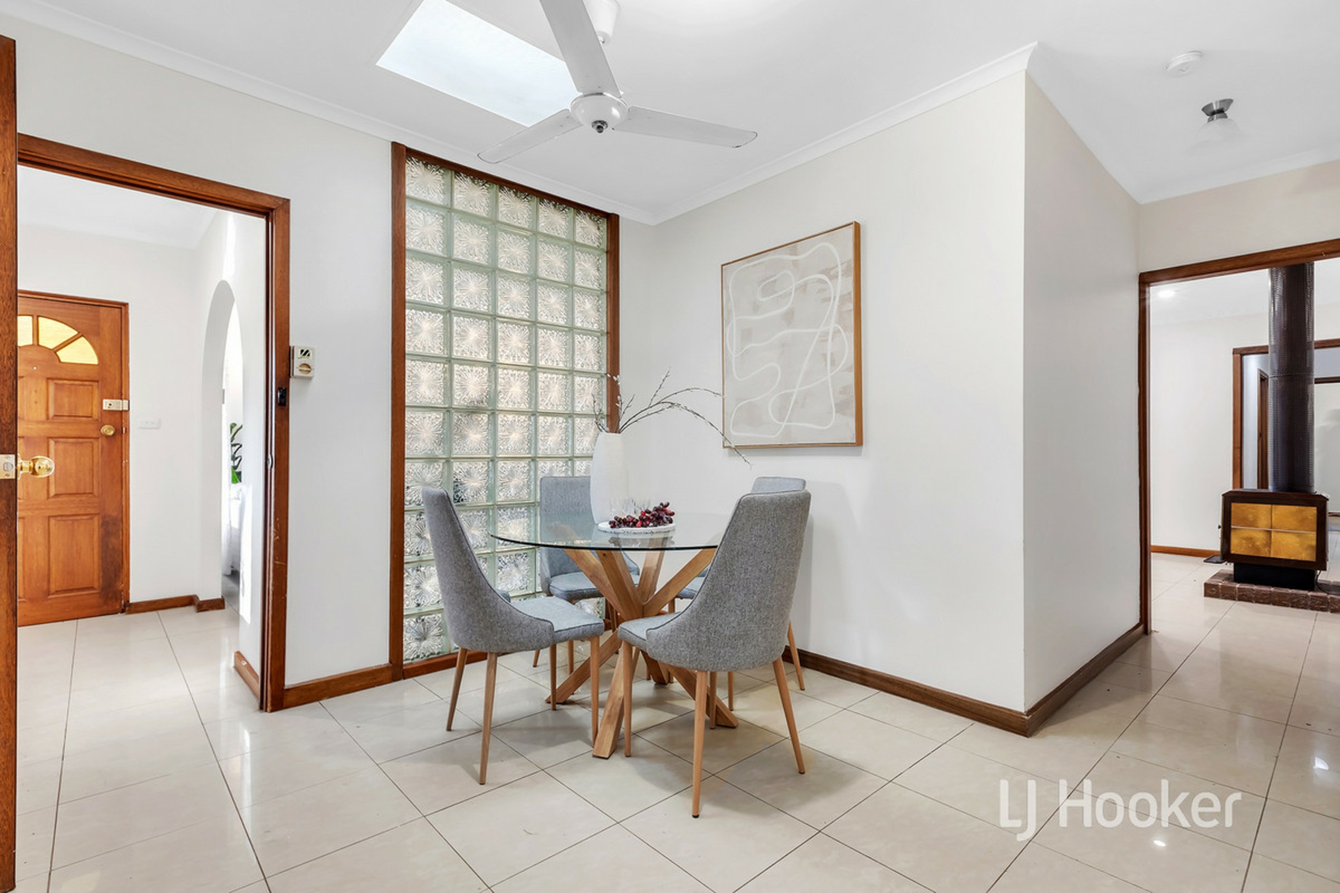 64 Carruthers Drive, MODBURY NORTH
