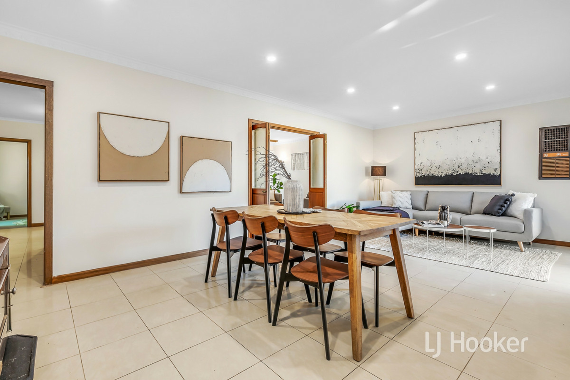 64 Carruthers Drive, MODBURY NORTH