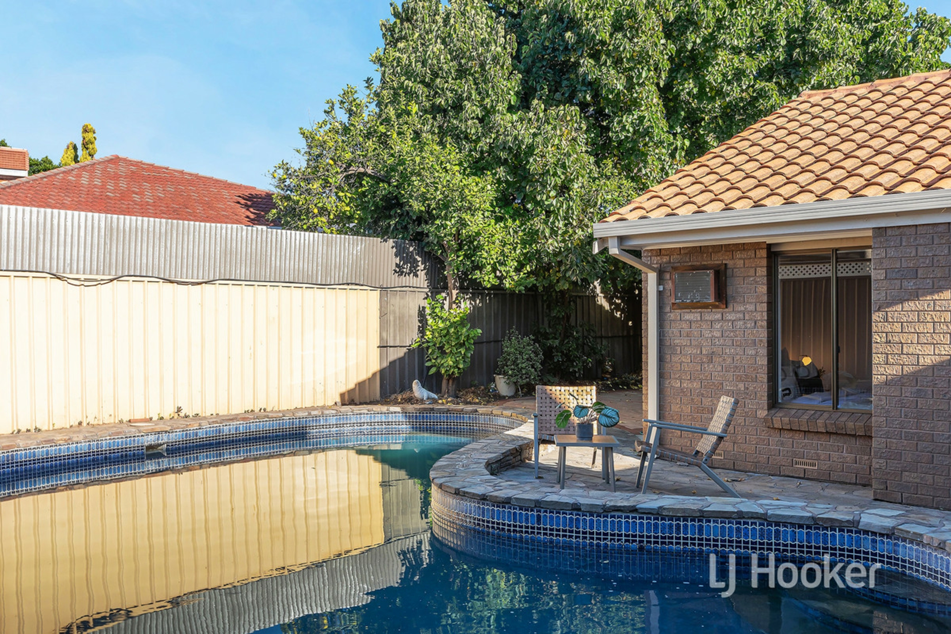 64 Carruthers Drive, MODBURY NORTH