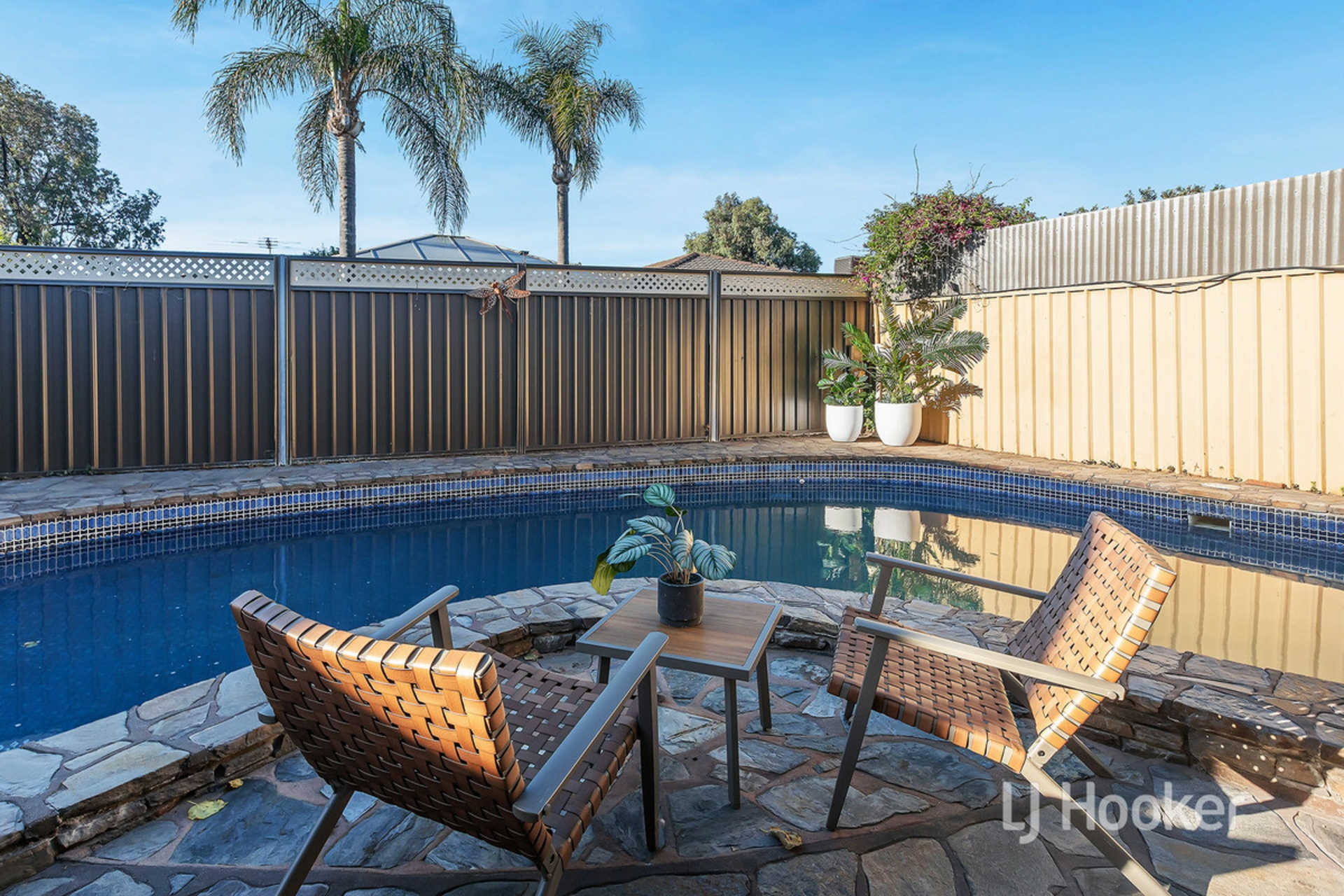 64 Carruthers Drive, MODBURY NORTH