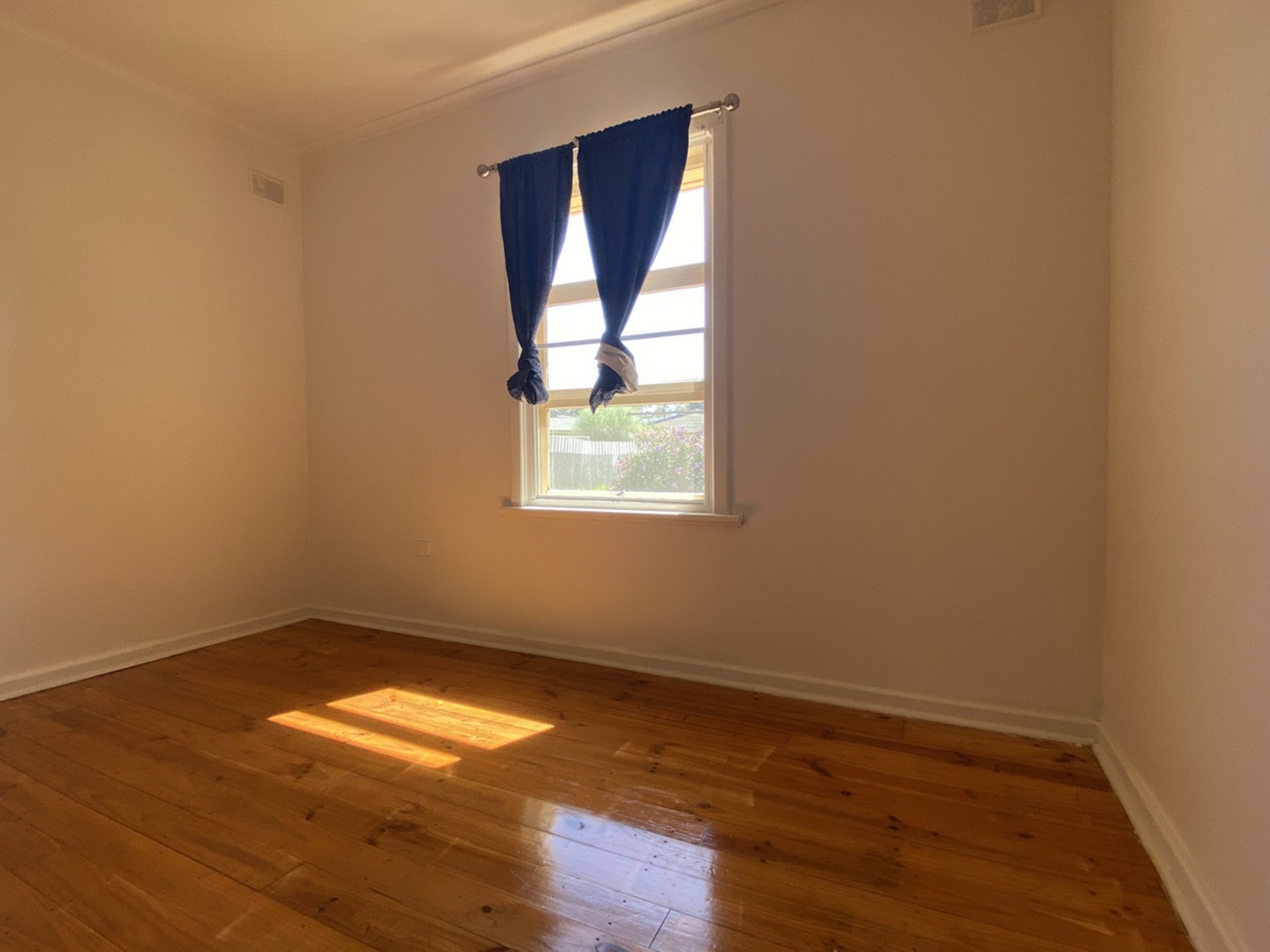 24 Shaftesbury Road, ELIZABETH VALE