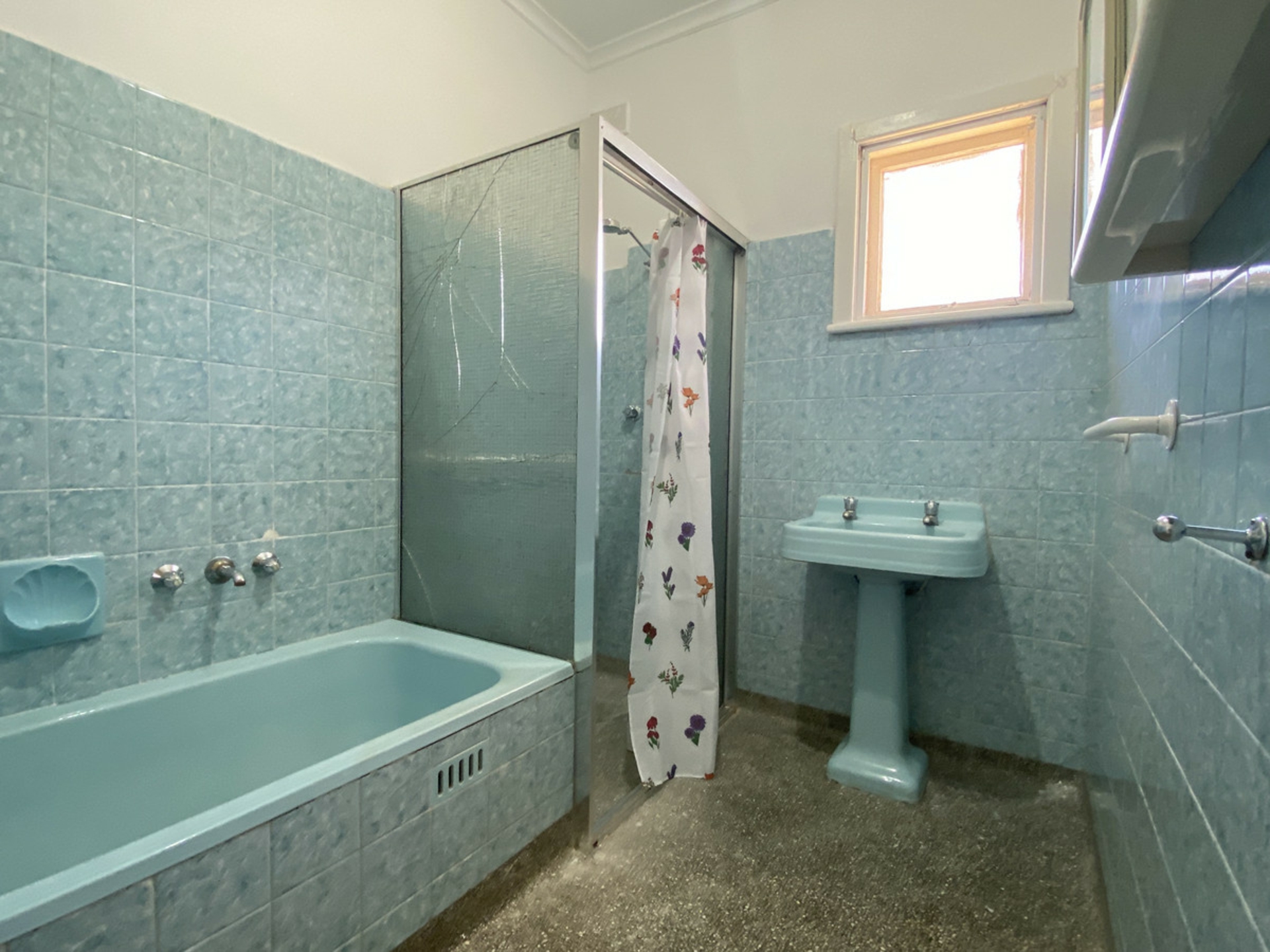 24 Shaftesbury Road, ELIZABETH VALE