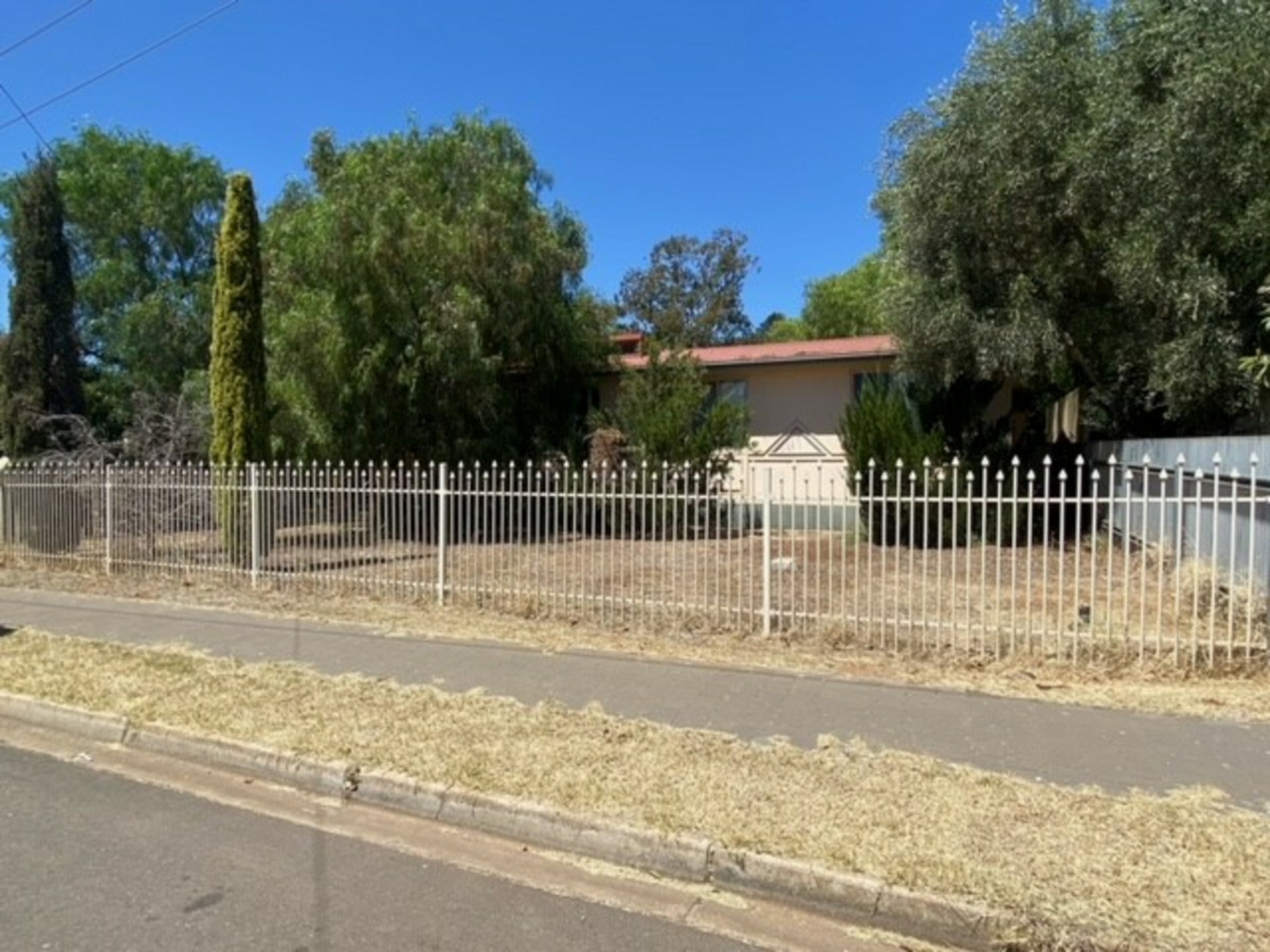 10 John Street, SMITHFIELD