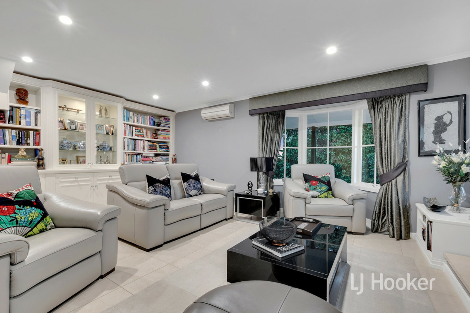 6 Yateri Court, GREENWITH