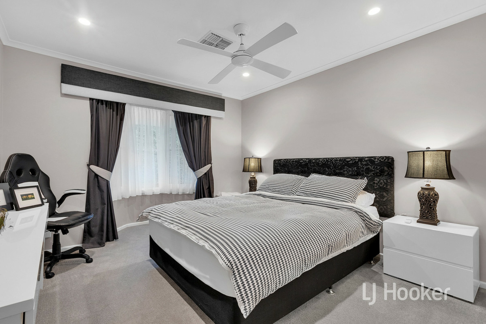 6 Yateri Court, GREENWITH