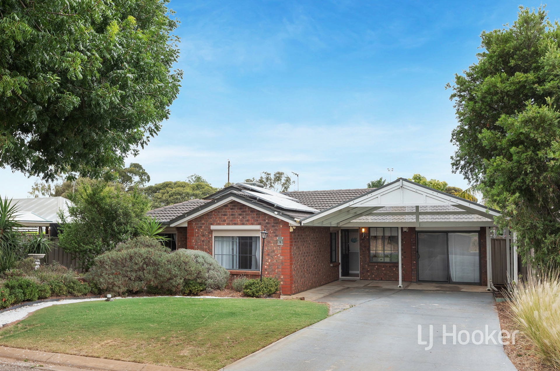 10 Coolibah Avenue Craigmore SA - House for Sale - LJ Hooker