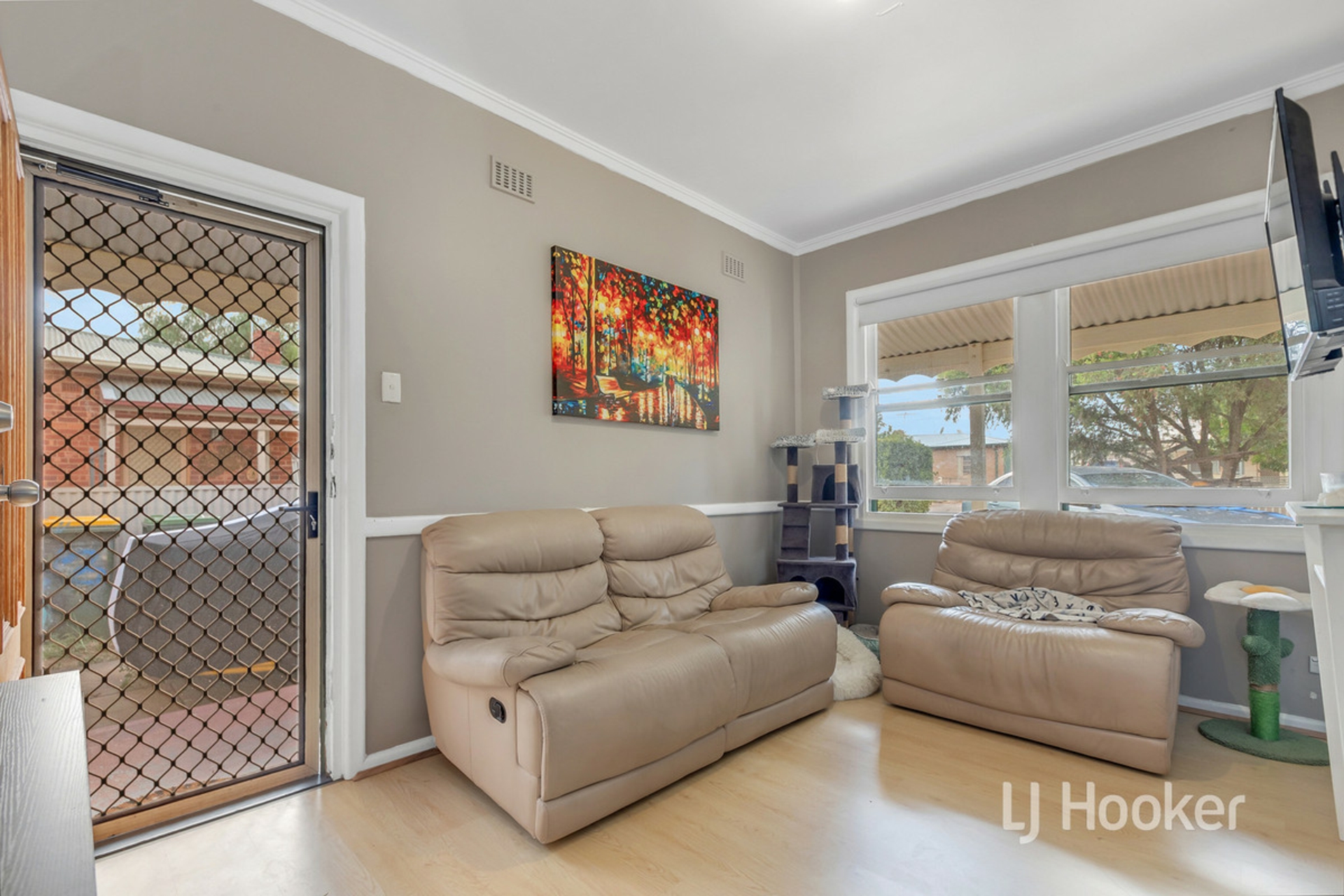 13 Old Sarum Road, Elizabeth North