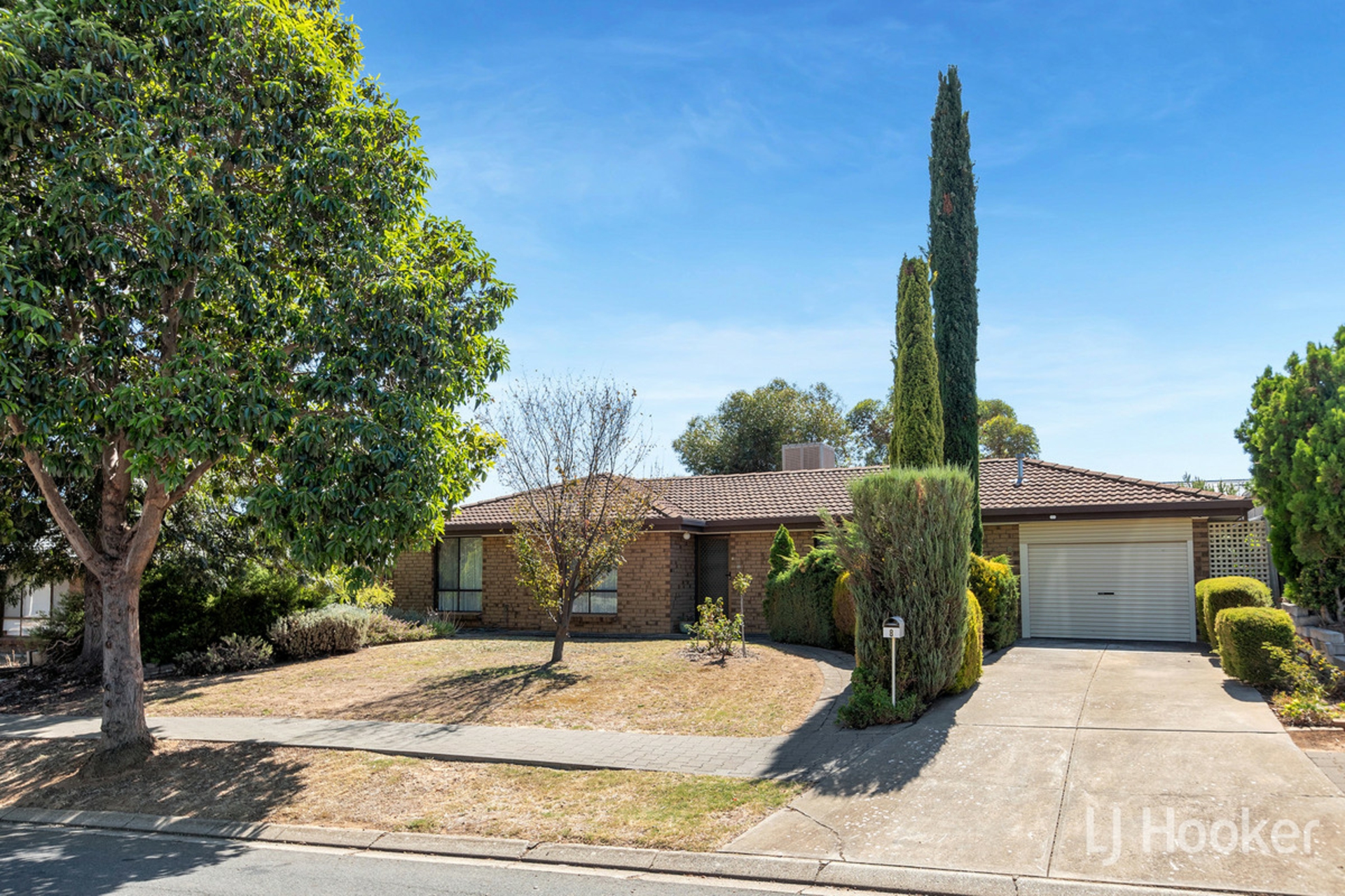 8 Lomalinda Drive Craigmore SA House for Sale LJ Hooker
