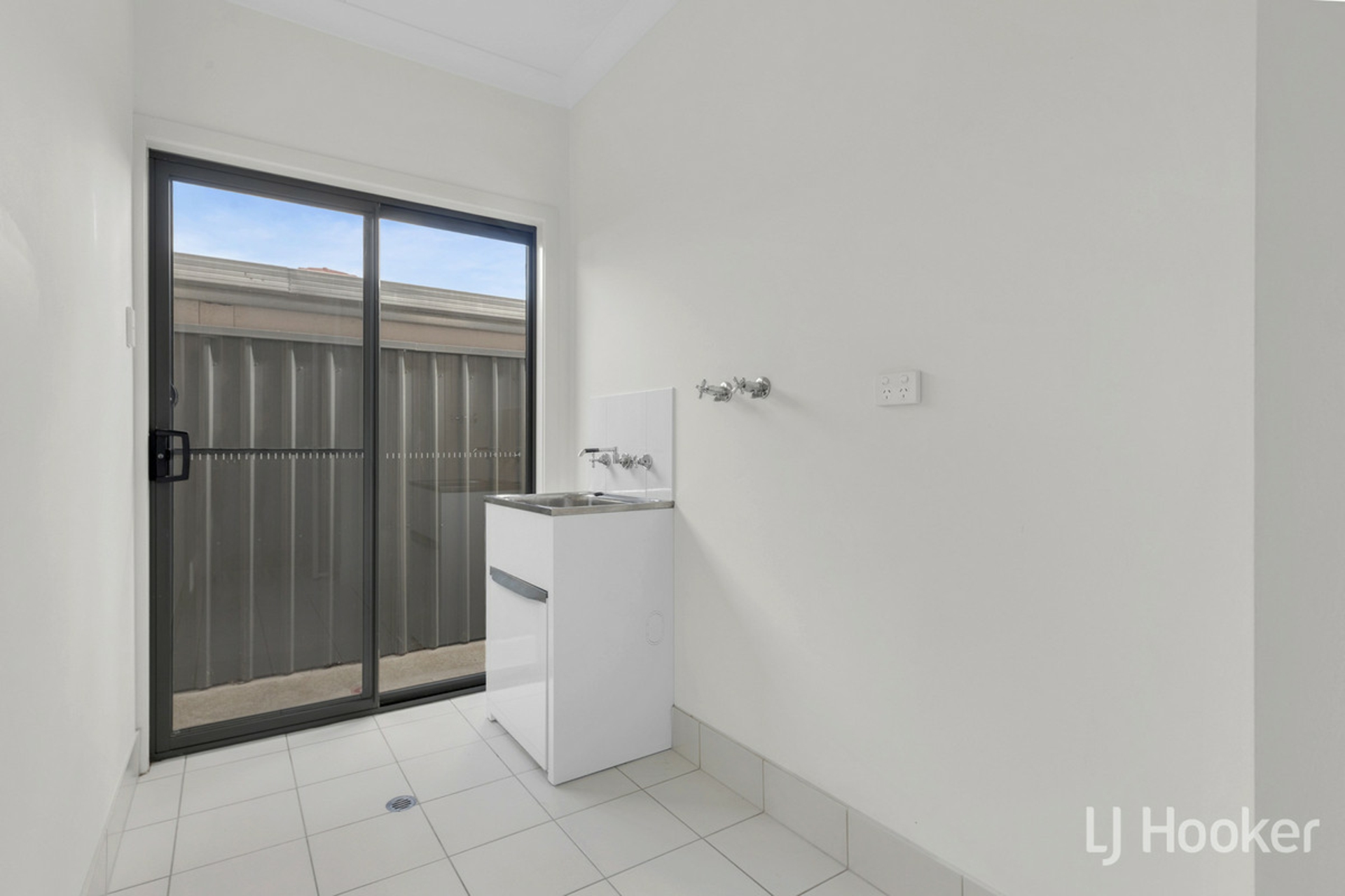 1/5 Friar Court, SALISBURY EAST