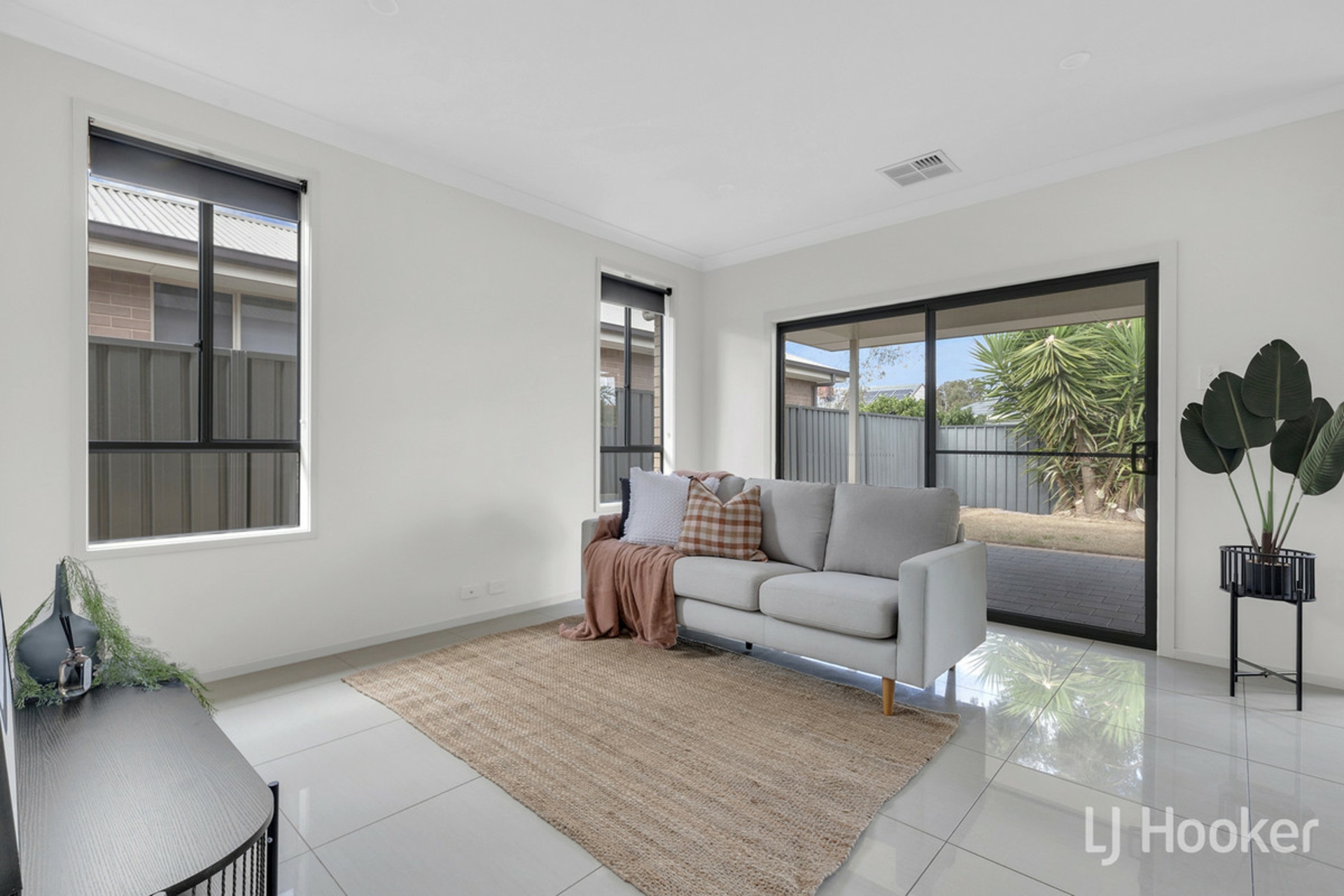 1/5 Friar Court, SALISBURY EAST