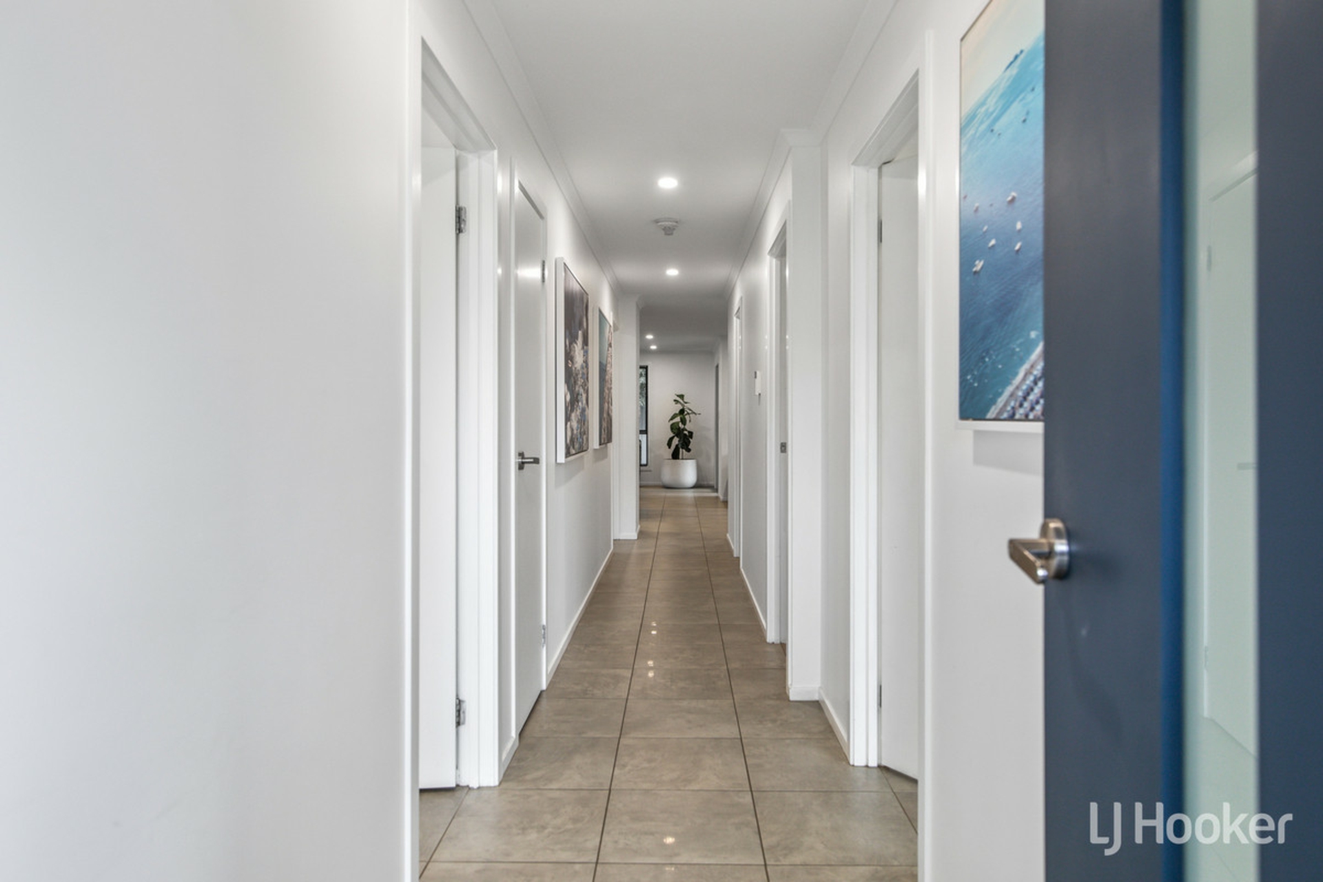 22 Oakwood Circuit, MUNNO PARA WEST