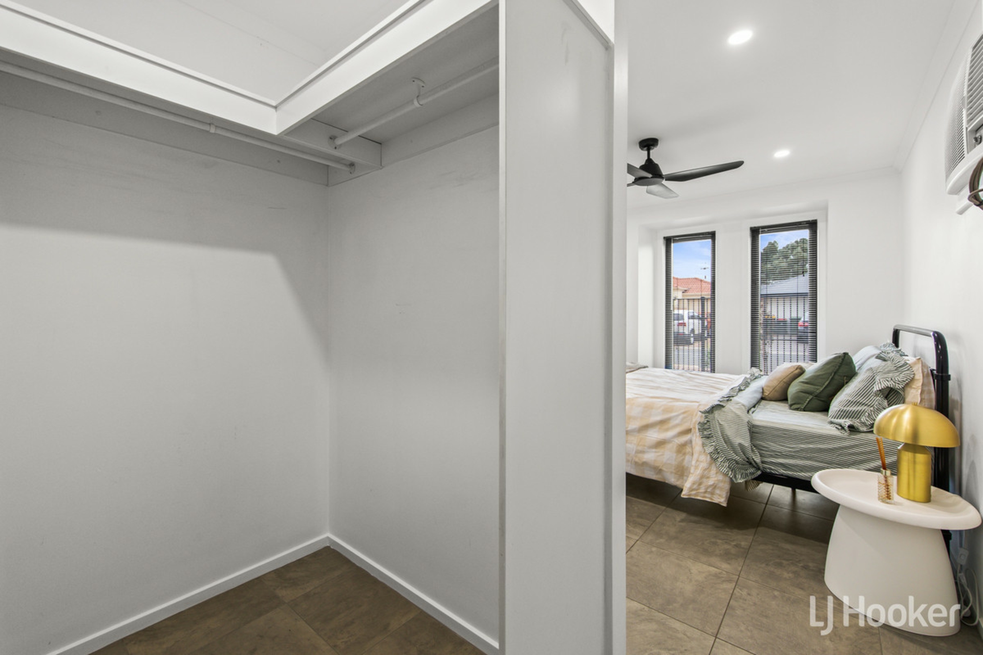 22 Oakwood Circuit, MUNNO PARA WEST