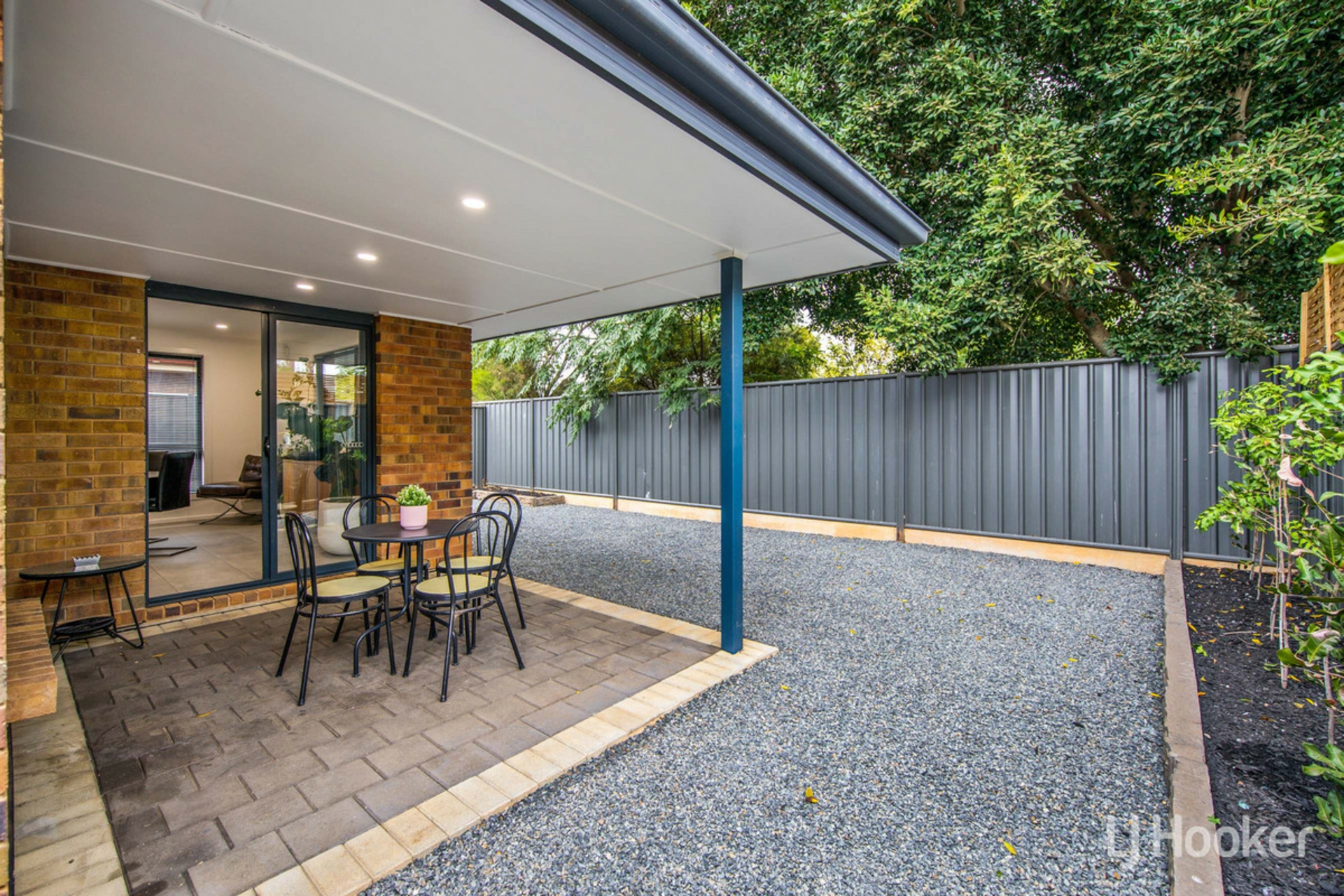 22 Oakwood Circuit, MUNNO PARA WEST