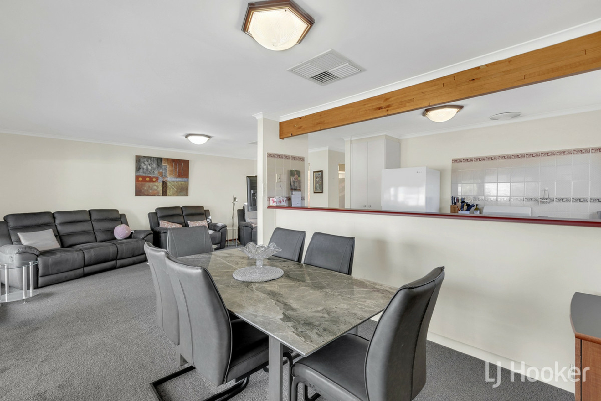 5 Phillip Avenue Craigmore SA House for Sale LJ Hooker